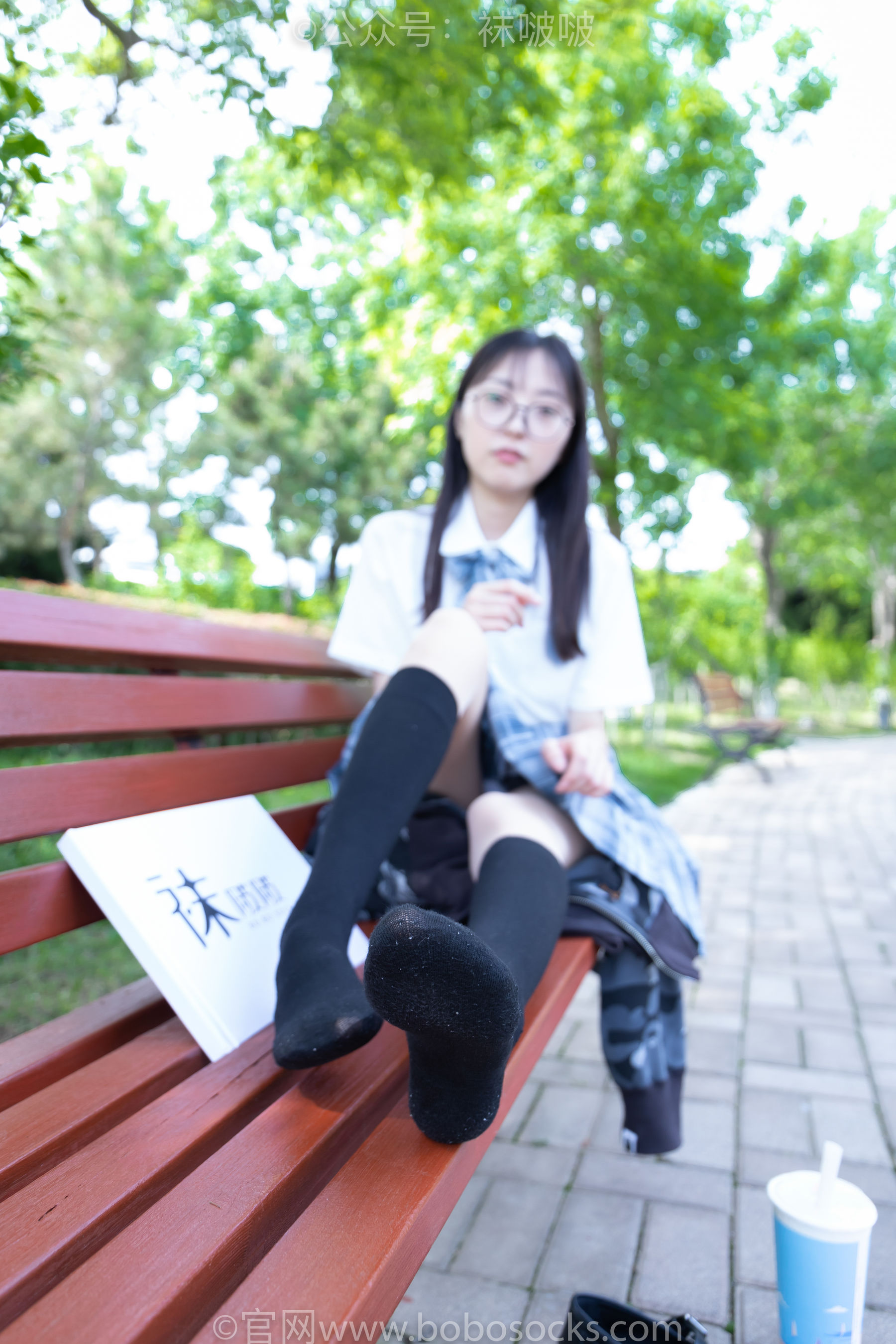 BoBoSocks袜啵啵 No.007 稚予-JK制服、皮鞋、黑色中筒棉袜、肉丝
