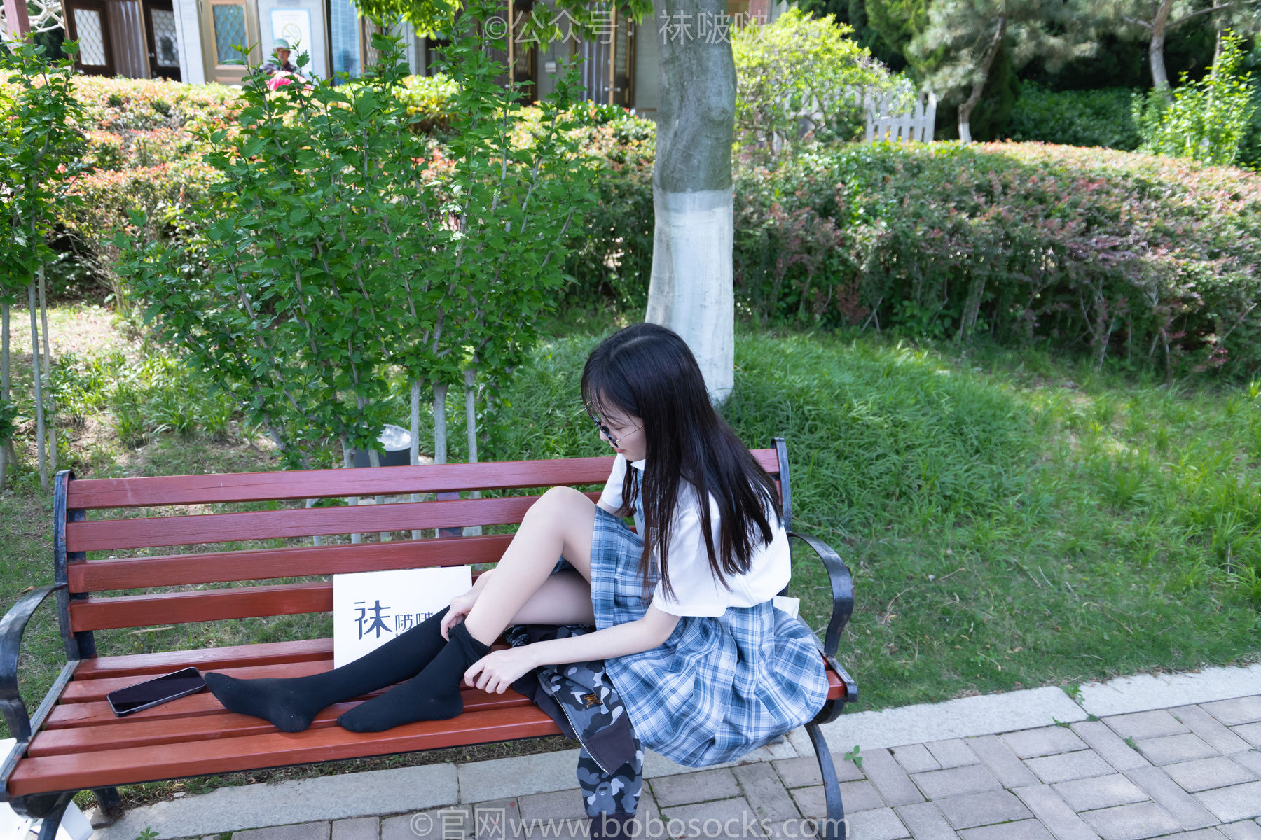 BoBoSocks袜啵啵 No.007 稚予-JK制服、皮鞋、黑色中筒棉袜、肉丝