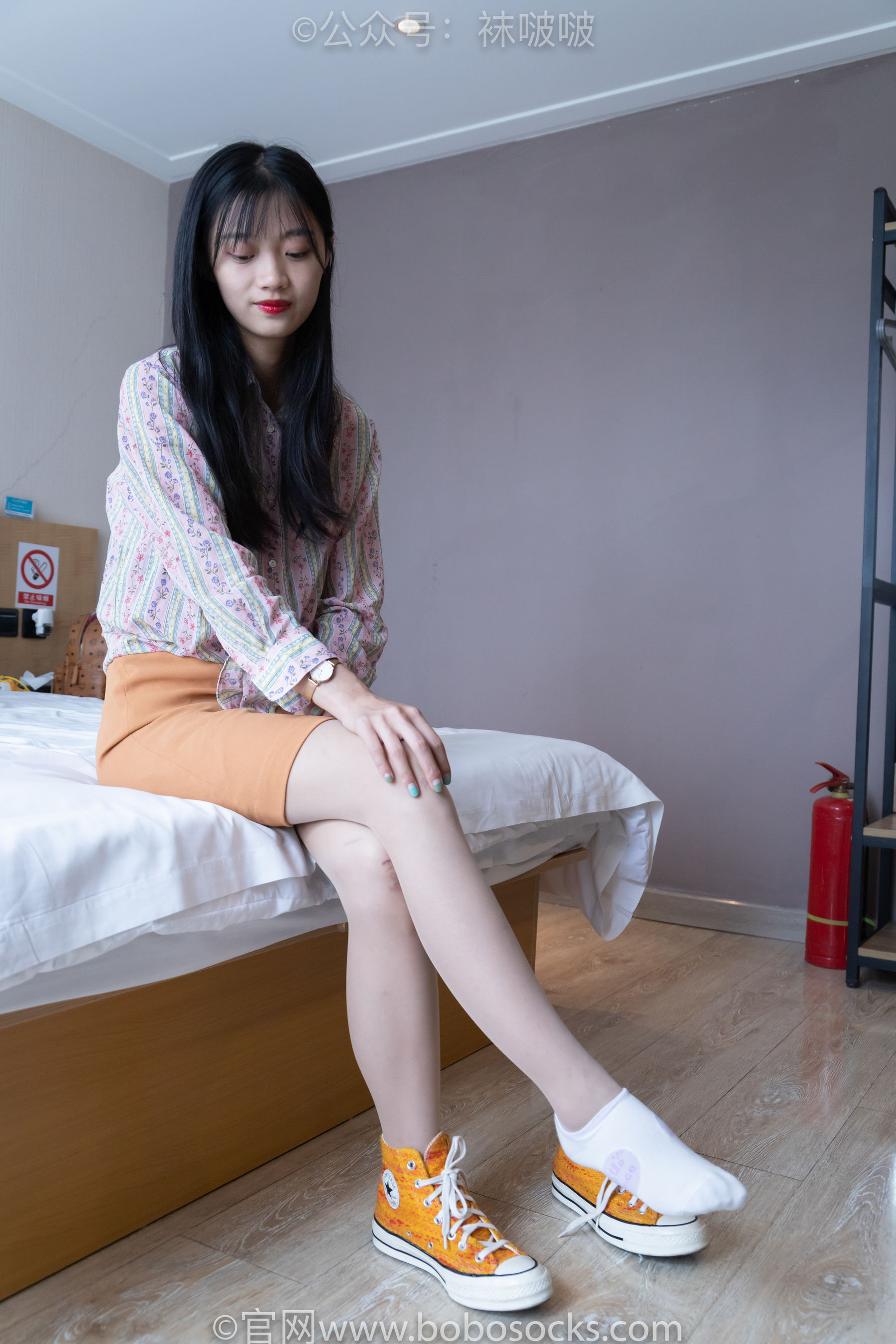 BoBoSocks袜啵啵 No.008 涵涵-帆布鞋、白色短棉袜、肉丝