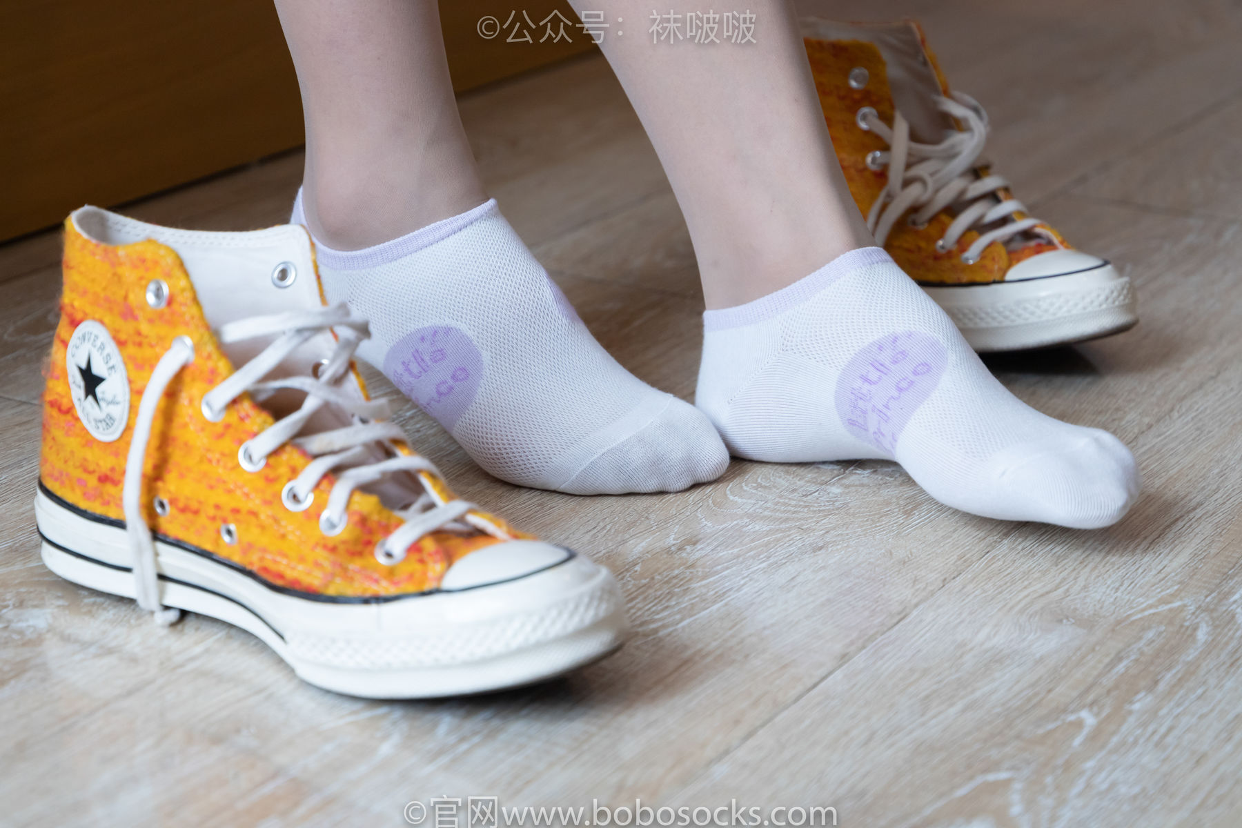 BoBoSocks袜啵啵 No.008 涵涵-帆布鞋、白色短棉袜、肉丝