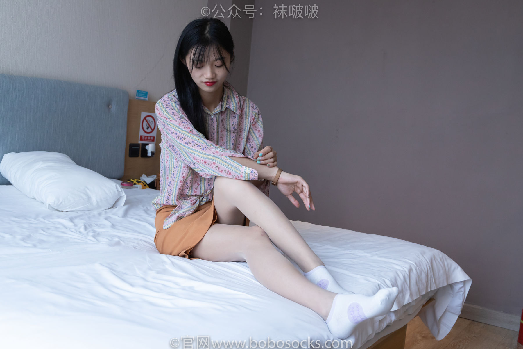 BoBoSocks袜啵啵 No.008 涵涵-帆布鞋、白色短棉袜、肉丝