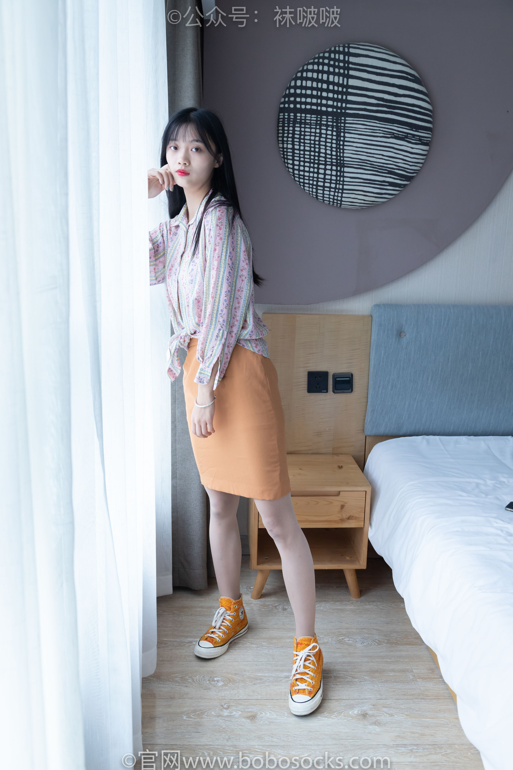 BoBoSocks袜啵啵 No.008 涵涵-帆布鞋、白色短棉袜、肉丝