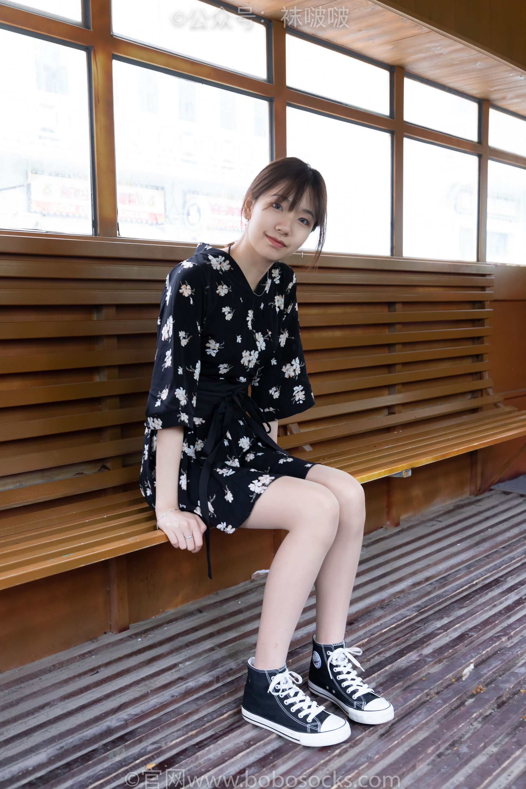 BoBoSocks袜啵啵 No.013 小甜豆-匡威帆布鞋、浅灰色短棉袜、肉丝
