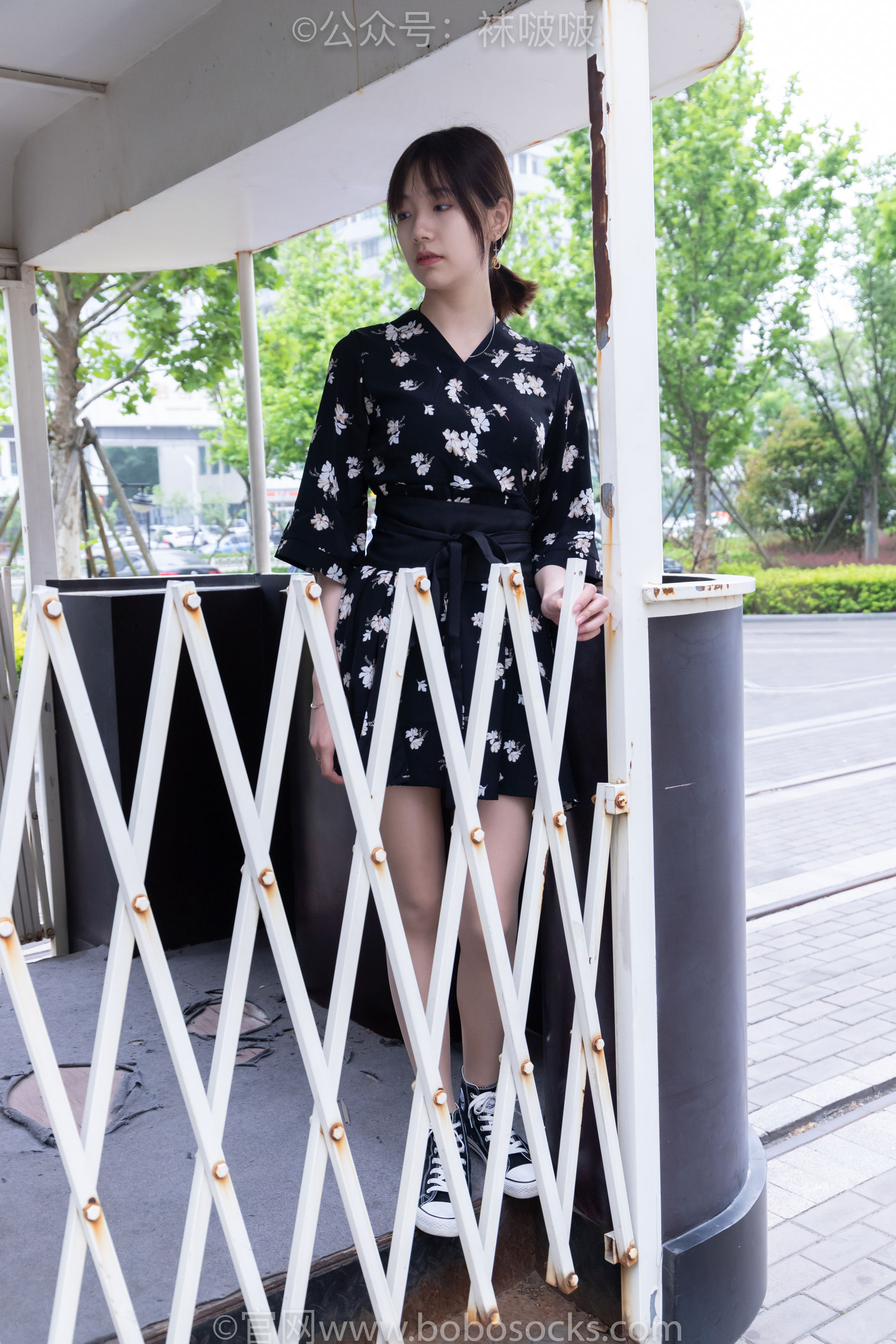 BoBoSocks袜啵啵 No.013 小甜豆-匡威帆布鞋、浅灰色短棉袜、肉丝