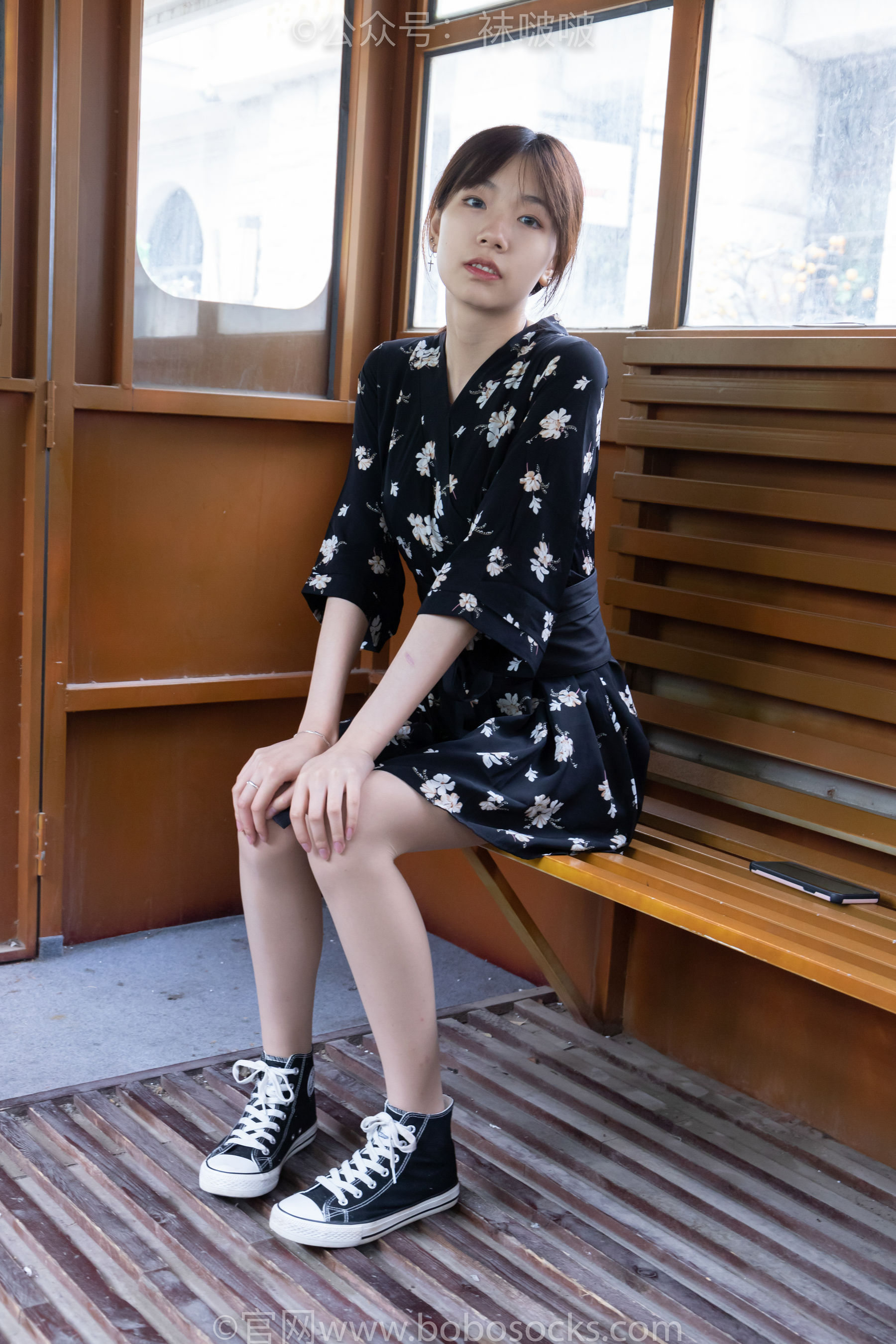 BoBoSocks袜啵啵 No.013 小甜豆-匡威帆布鞋、浅灰色短棉袜、肉丝