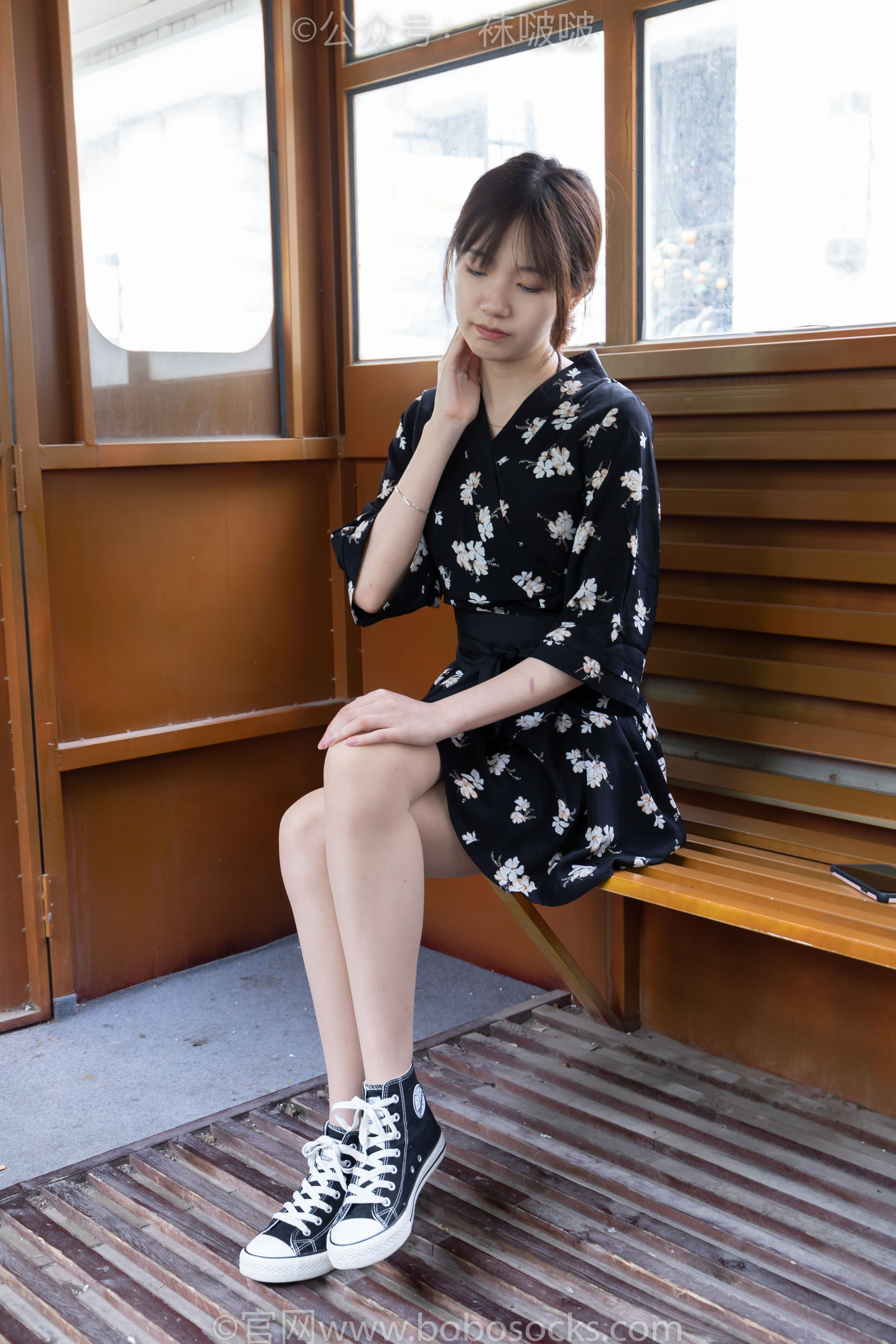 BoBoSocks袜啵啵 No.013 小甜豆-匡威帆布鞋、浅灰色短棉袜、肉丝