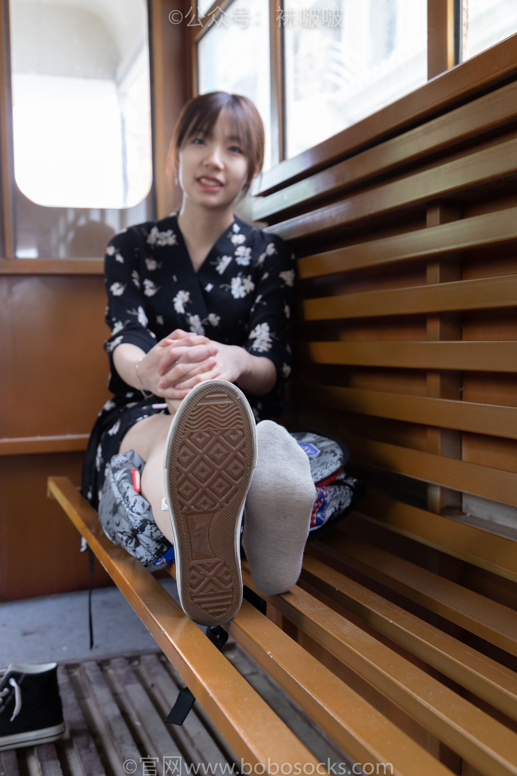 BoBoSocks袜啵啵 No.013 小甜豆-匡威帆布鞋、浅灰色短棉袜、肉丝
