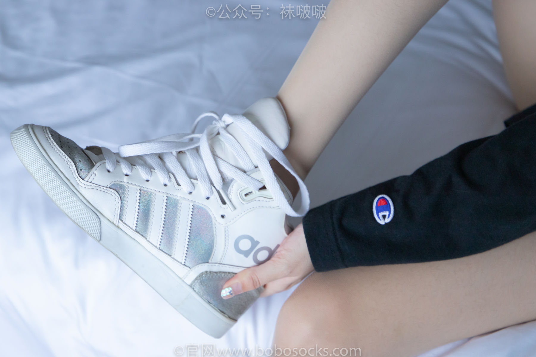 BoBoSocks袜啵啵 No.015 稚予-阿迪板鞋、白色短棉袜、肉丝