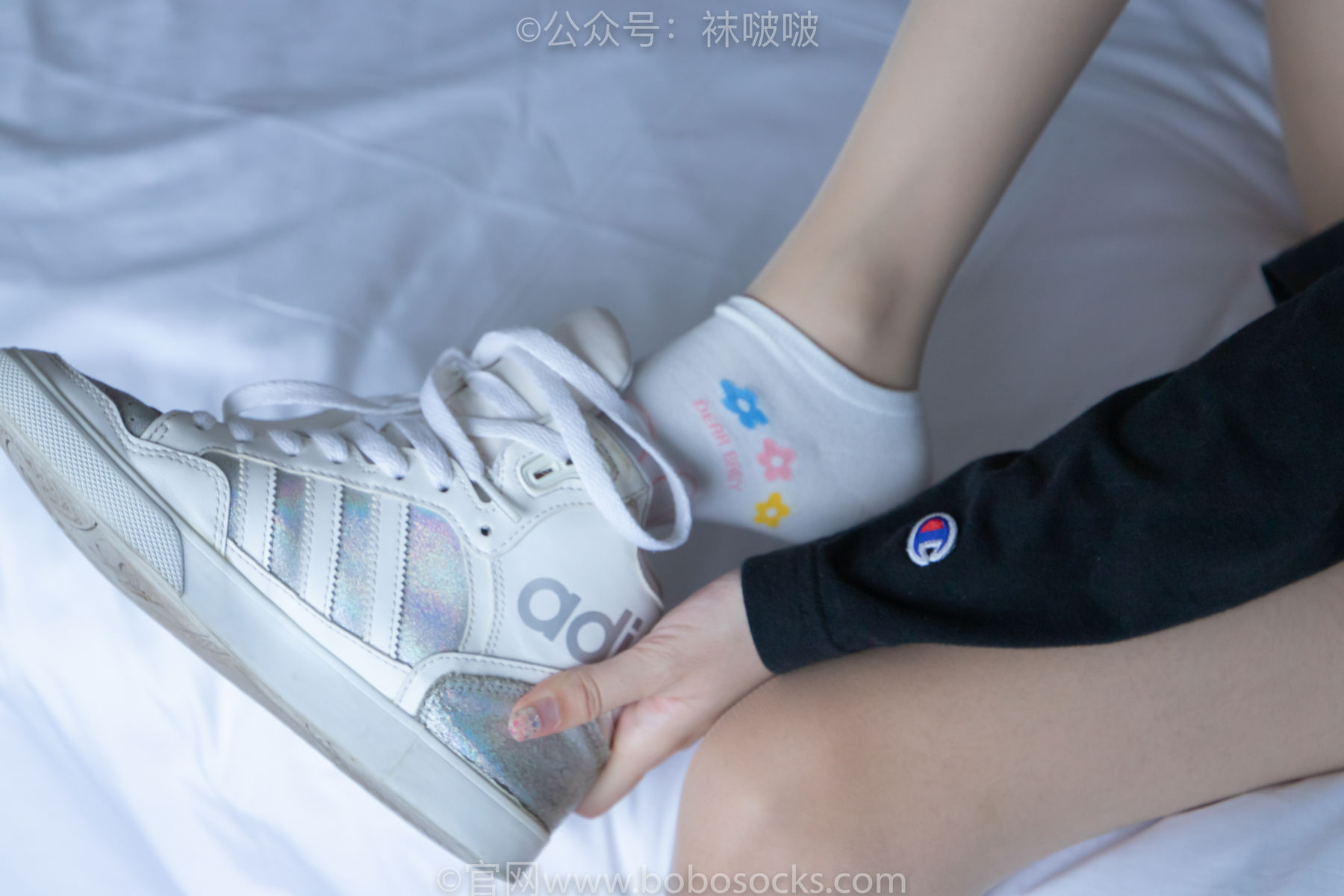 BoBoSocks袜啵啵 No.015 稚予-阿迪板鞋、白色短棉袜、肉丝