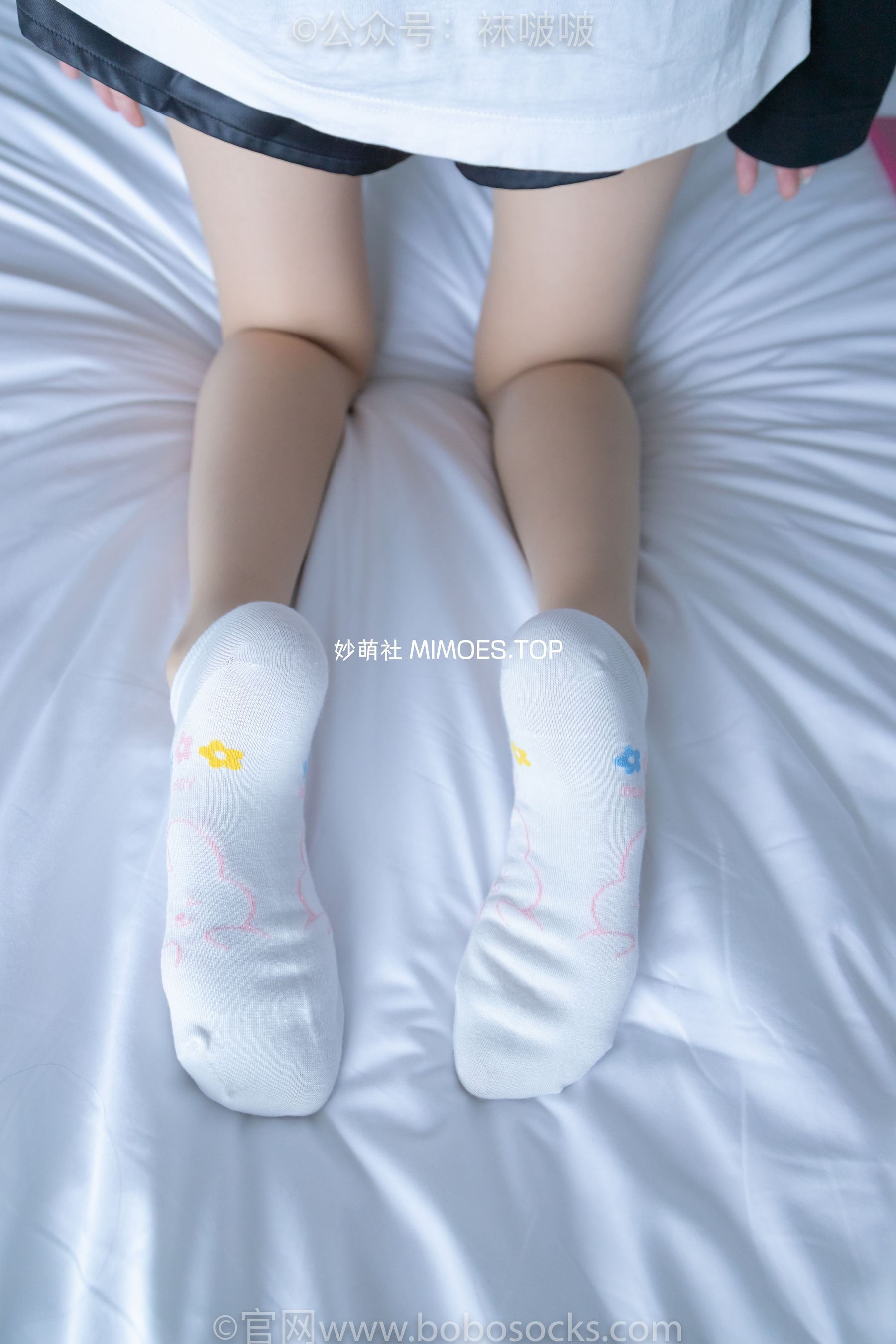 BoBoSocks袜啵啵 No.015 稚予-阿迪板鞋、白色短棉袜、肉丝