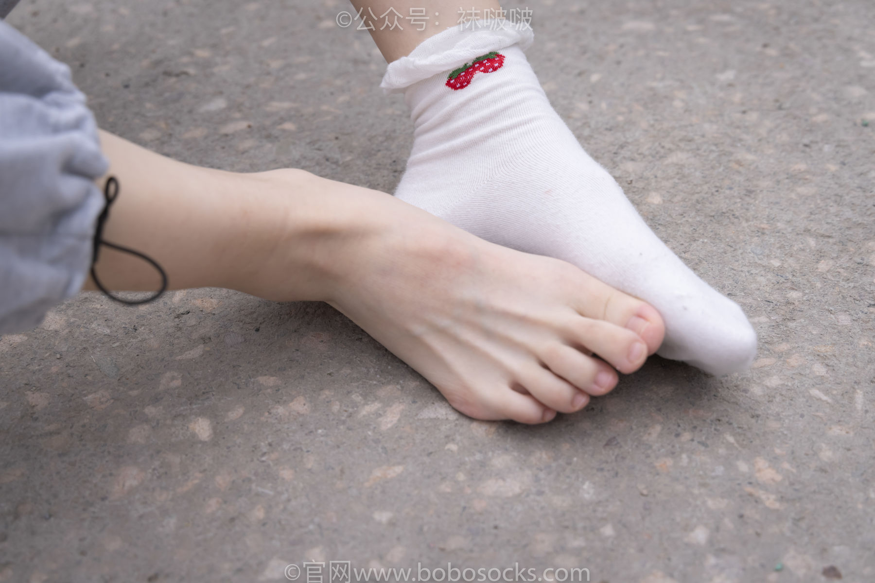BoBoSocks袜啵啵 No.016 熊熊-斯凯奇运动鞋、棉袜、裸足