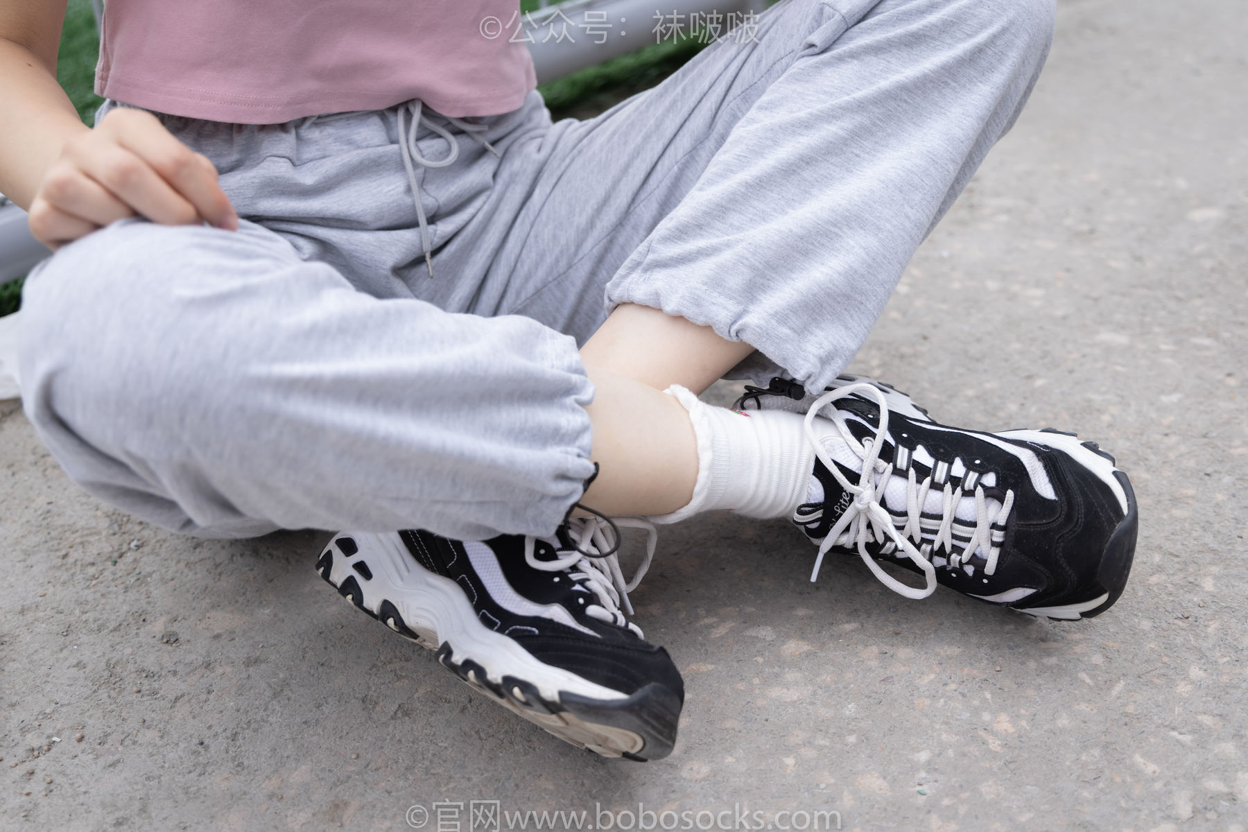 BoBoSocks袜啵啵 No.016 熊熊-斯凯奇运动鞋、棉袜、裸足