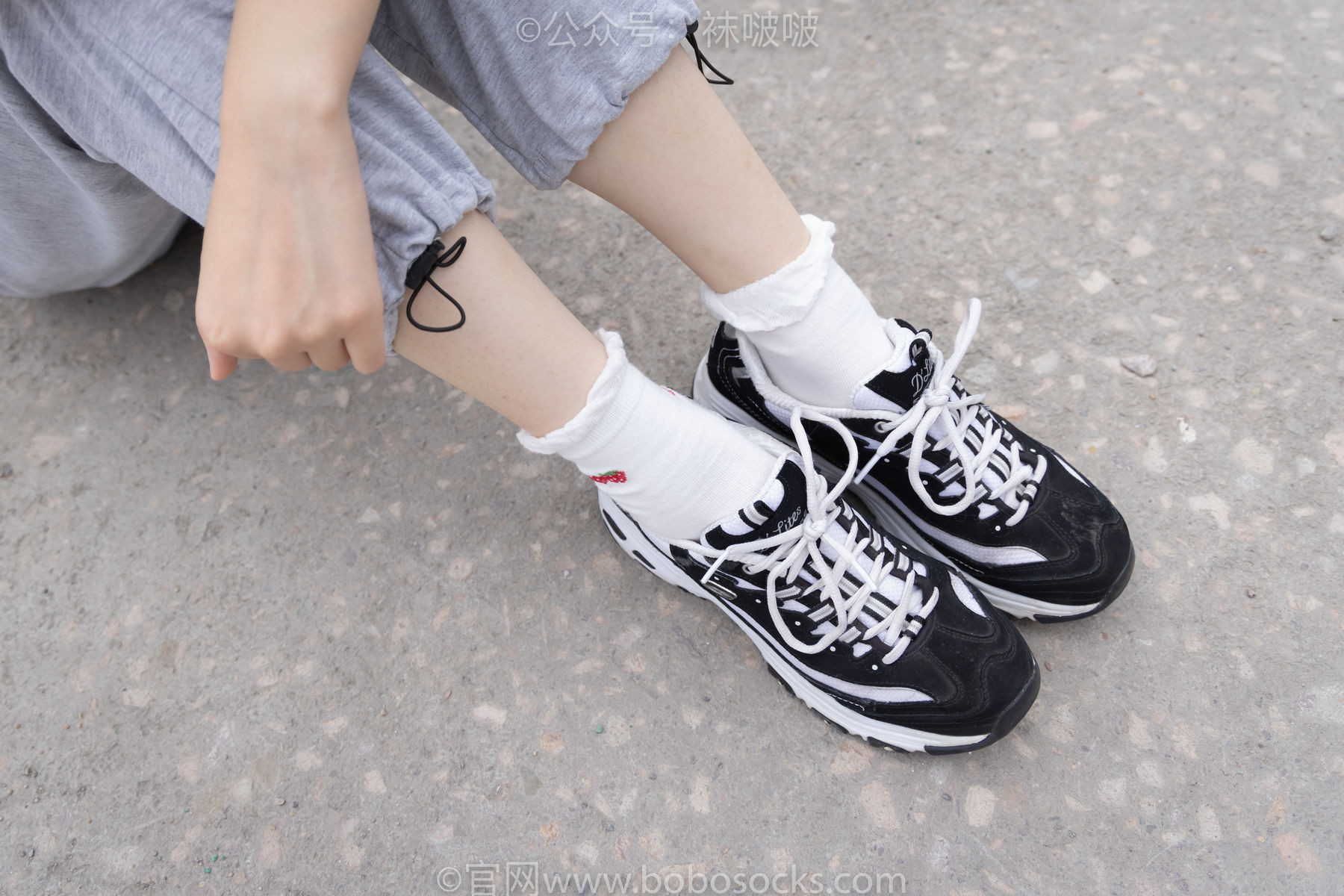BoBoSocks袜啵啵 No.016 熊熊-斯凯奇运动鞋、棉袜、裸足