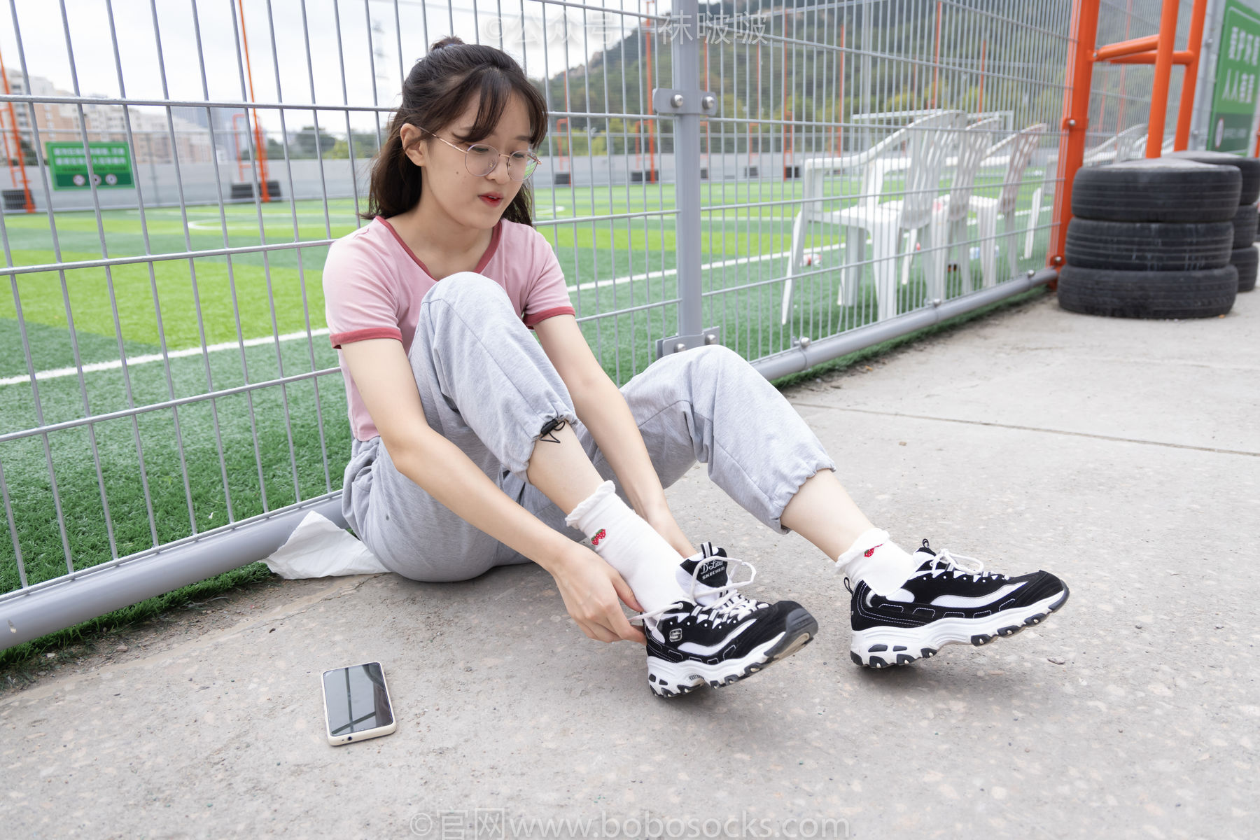 BoBoSocks袜啵啵 No.016 熊熊-斯凯奇运动鞋、棉袜、裸足