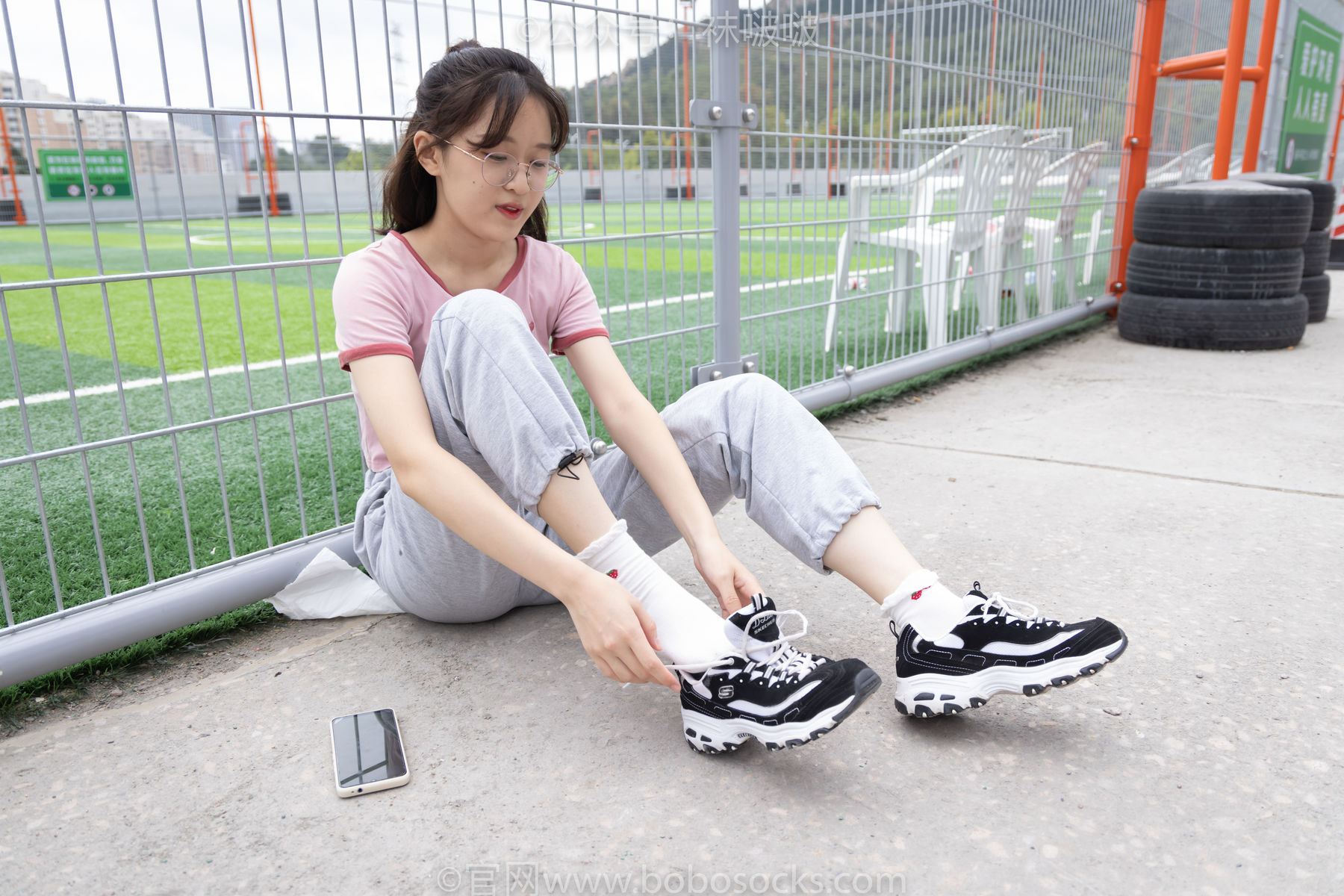 BoBoSocks袜啵啵 No.016 熊熊-斯凯奇运动鞋、棉袜、裸足