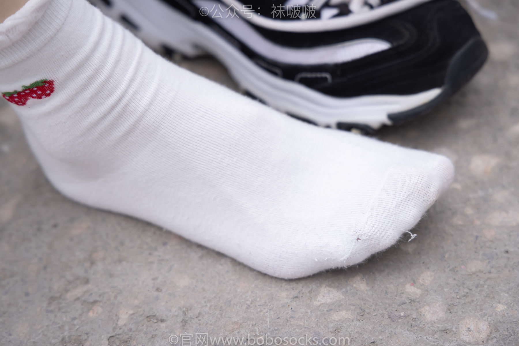 BoBoSocks袜啵啵 No.016 熊熊-斯凯奇运动鞋、棉袜、裸足