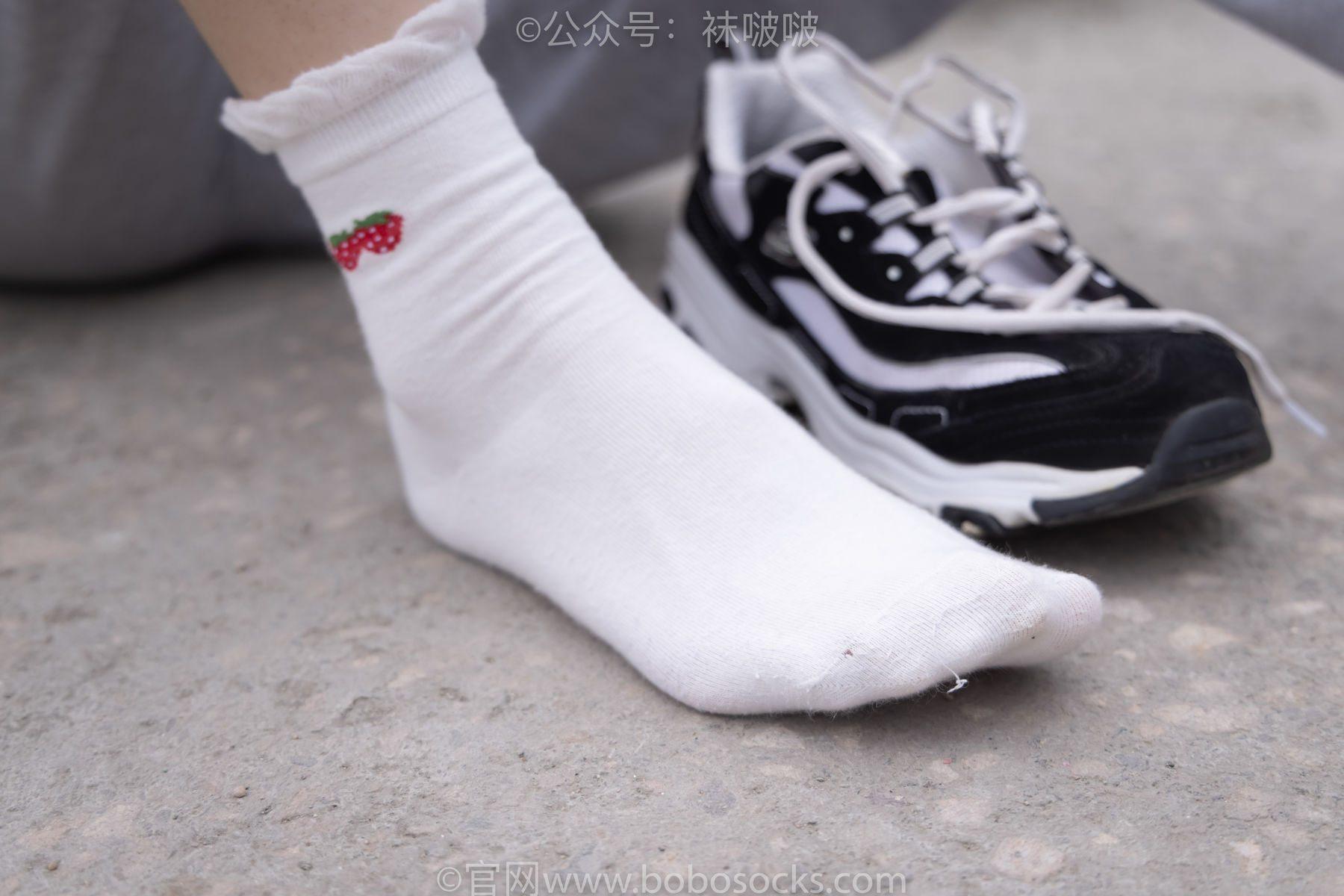 BoBoSocks袜啵啵 No.016 熊熊-斯凯奇运动鞋、棉袜、裸足