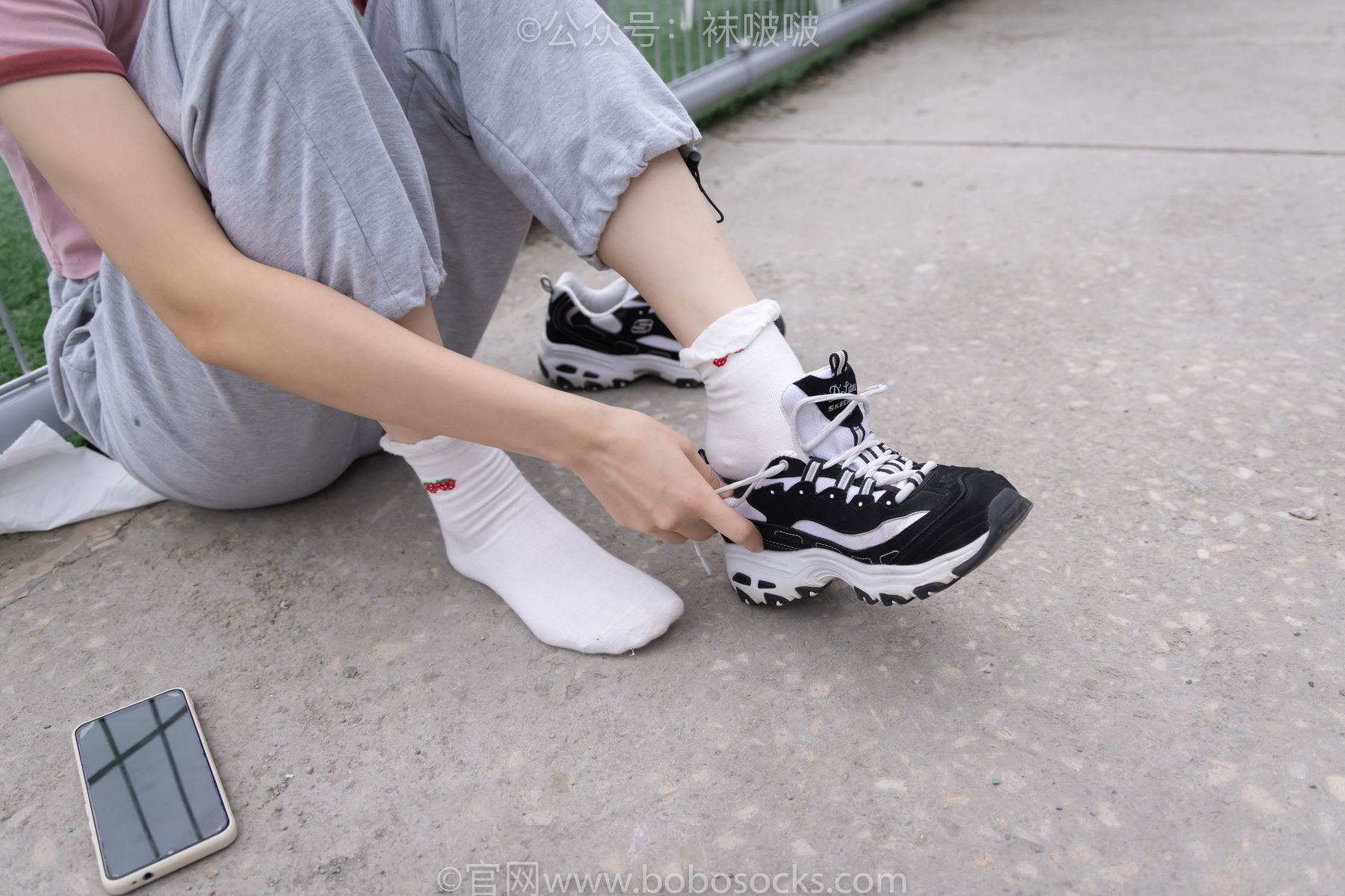 BoBoSocks袜啵啵 No.016 熊熊-斯凯奇运动鞋、棉袜、裸足