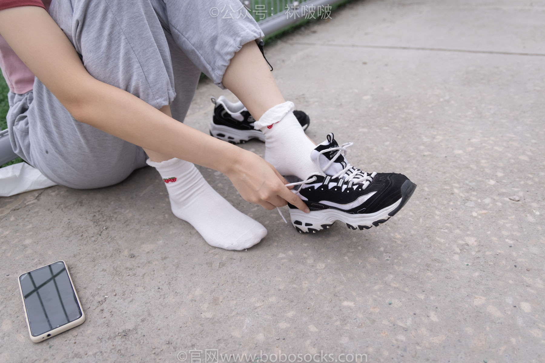 BoBoSocks袜啵啵 No.016 熊熊-斯凯奇运动鞋、棉袜、裸足