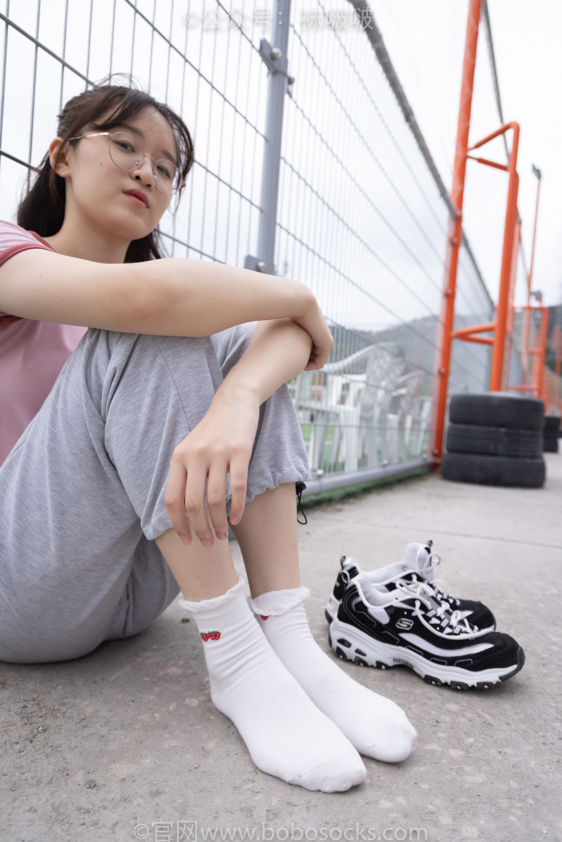 BoBoSocks袜啵啵 No.016 熊熊-斯凯奇运动鞋、棉袜、裸足