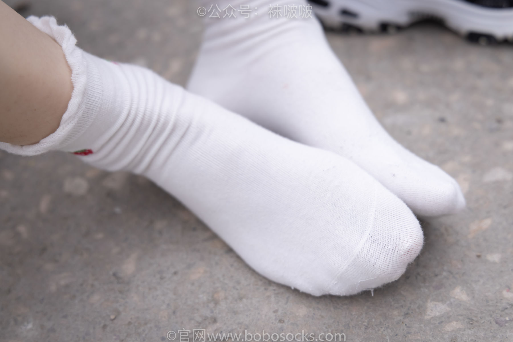 BoBoSocks袜啵啵 No.016 熊熊-斯凯奇运动鞋、棉袜、裸足