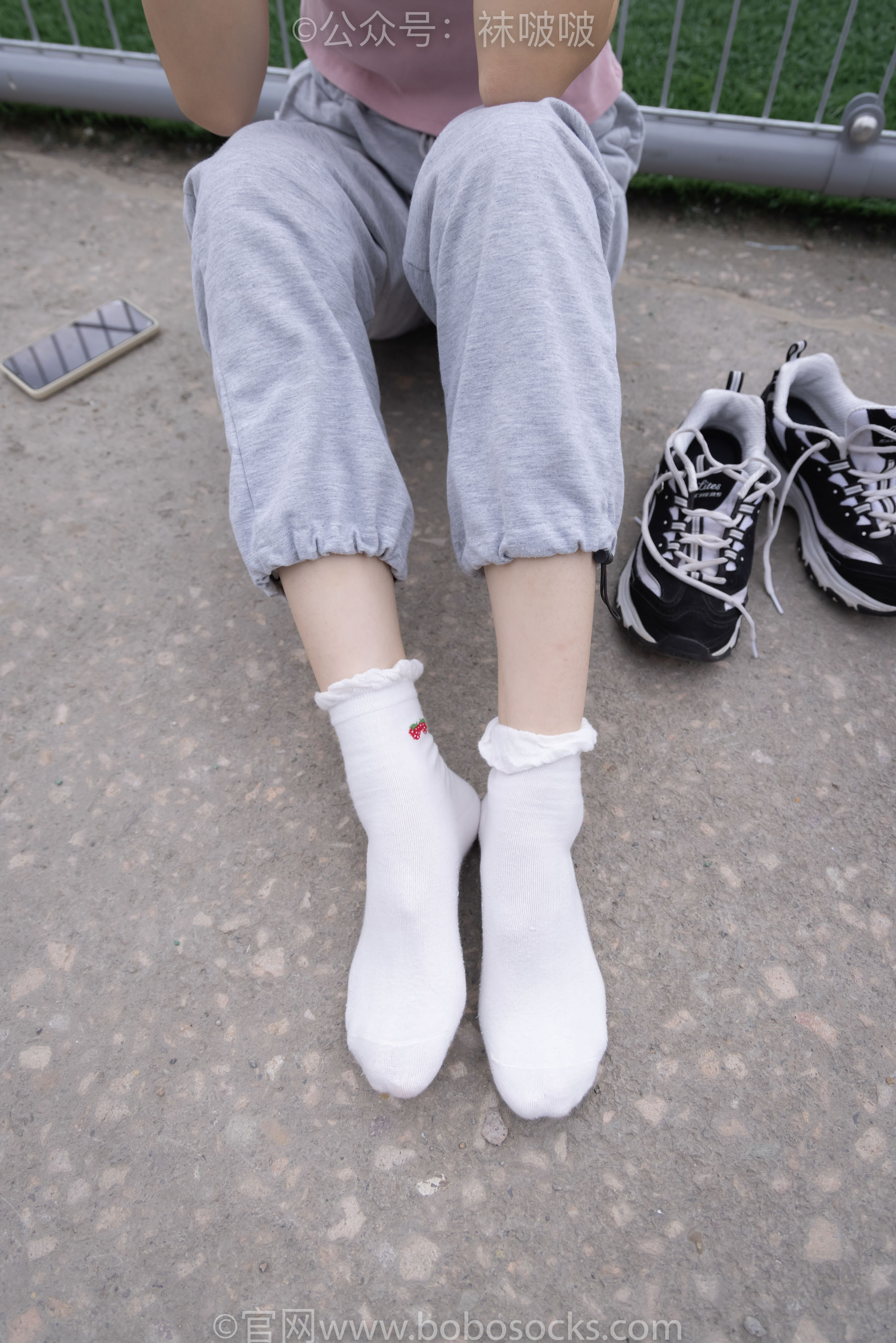 BoBoSocks袜啵啵 No.016 熊熊-斯凯奇运动鞋、棉袜、裸足