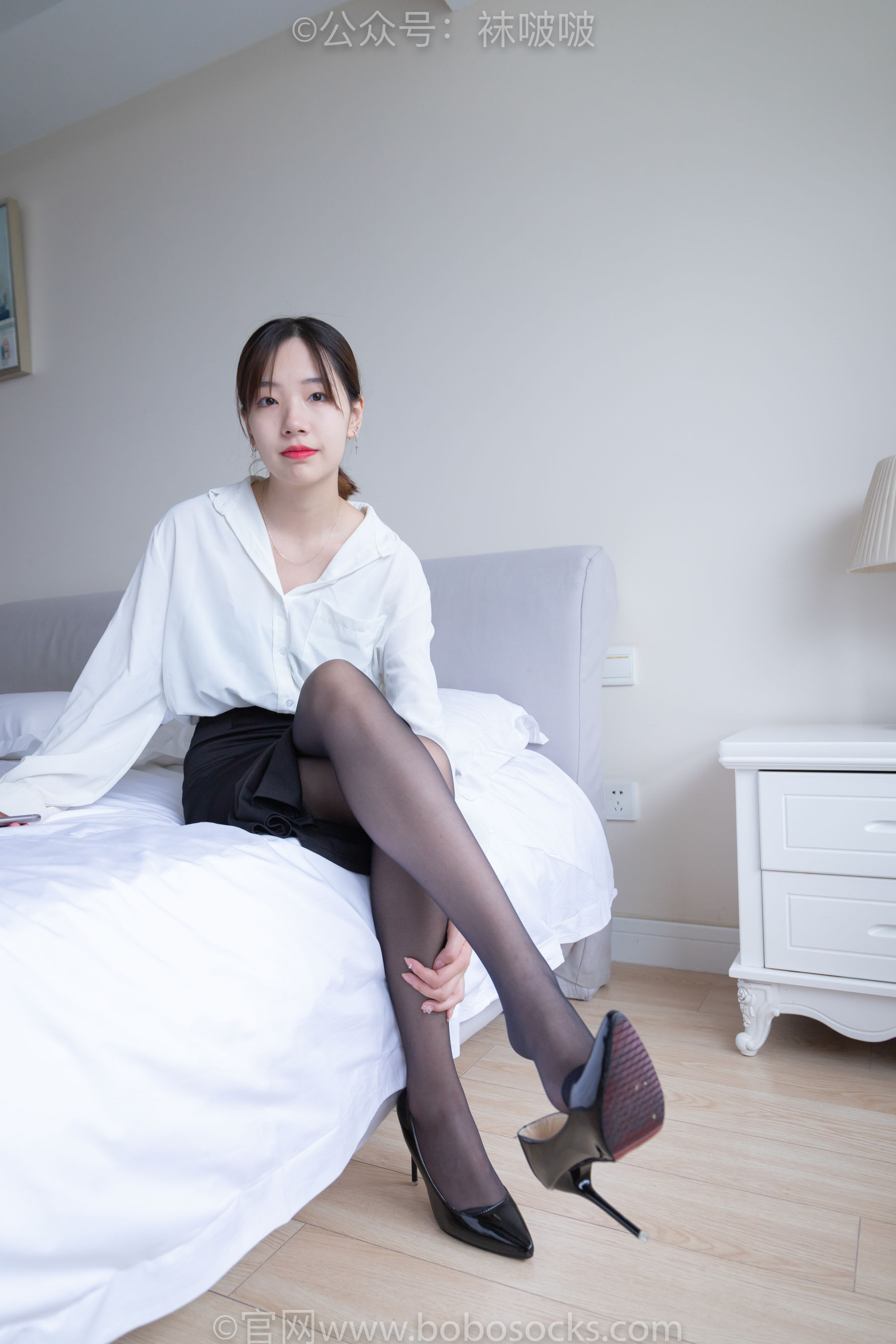 BoBoSocks袜啵啵 No.017 小甜豆-OL制服、高跟鞋、黑丝
