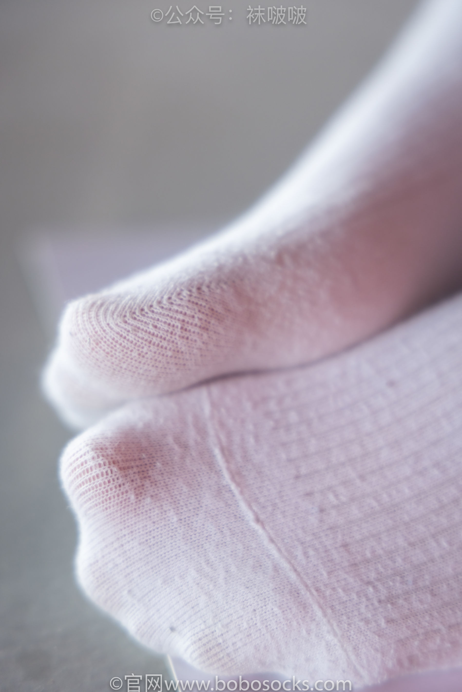 BoBoSocks袜啵啵 No.018 木木-运动鞋、白棉袜、裸足