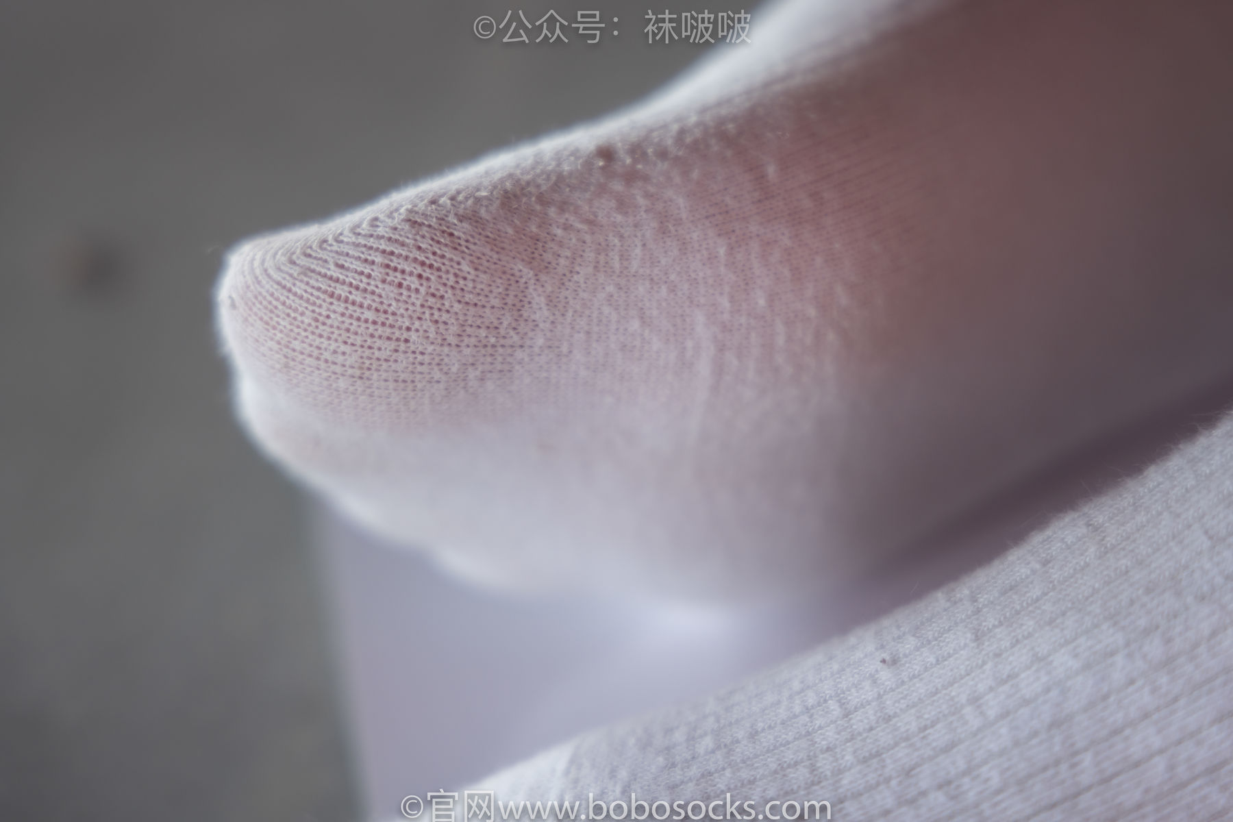 BoBoSocks袜啵啵 No.018 木木-运动鞋、白棉袜、裸足