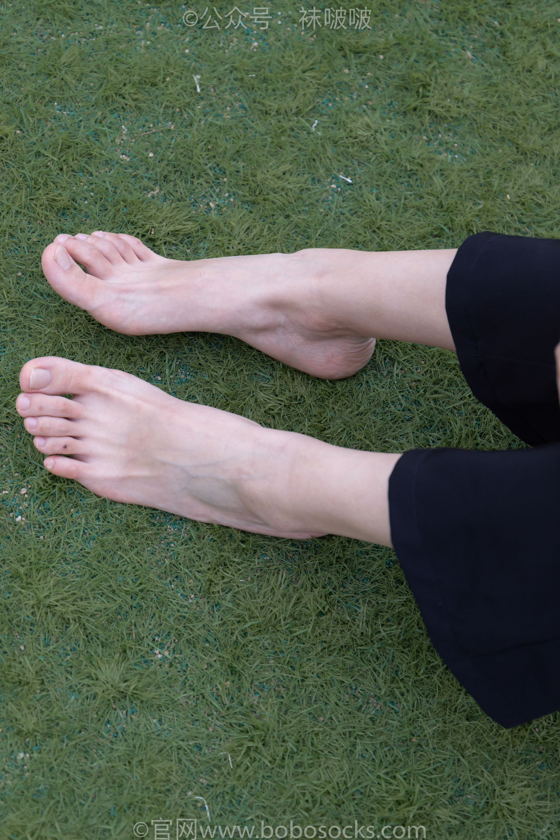 BoBoSocks袜啵啵 No.021 泡芙-板鞋、白棉袜、裸足
