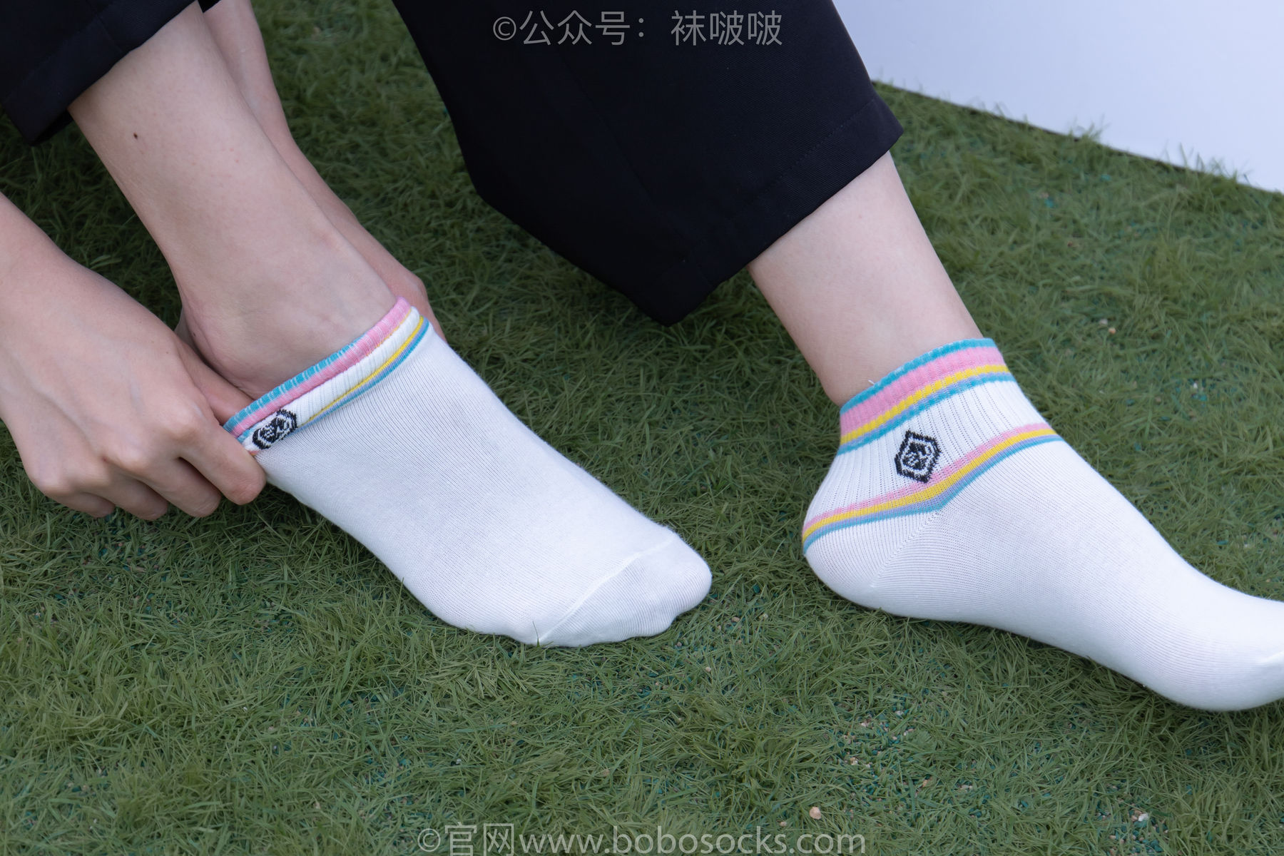 BoBoSocks袜啵啵 No.021 泡芙-板鞋、白棉袜、裸足