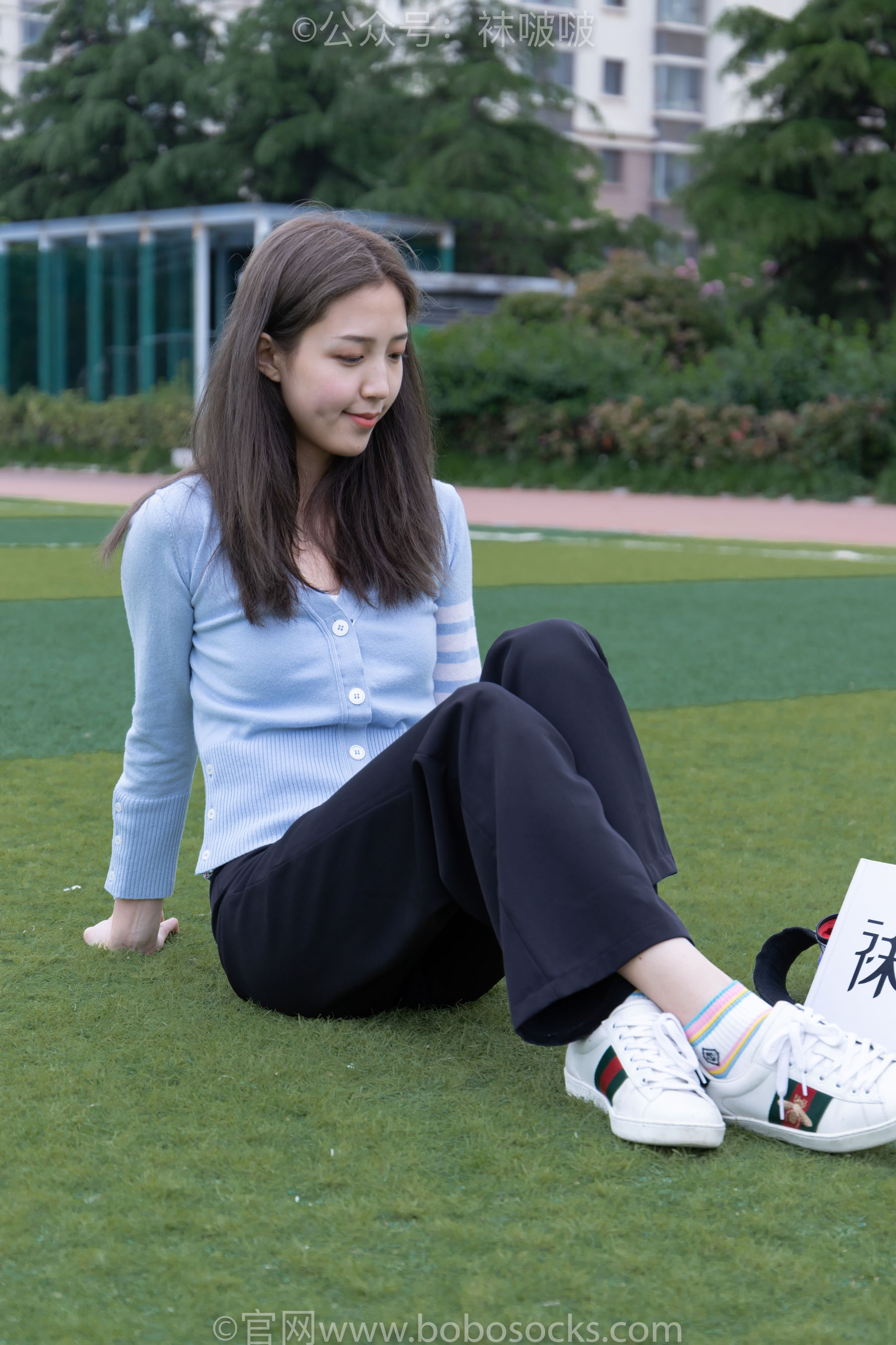 BoBoSocks袜啵啵 No.021 泡芙-板鞋、白棉袜、裸足