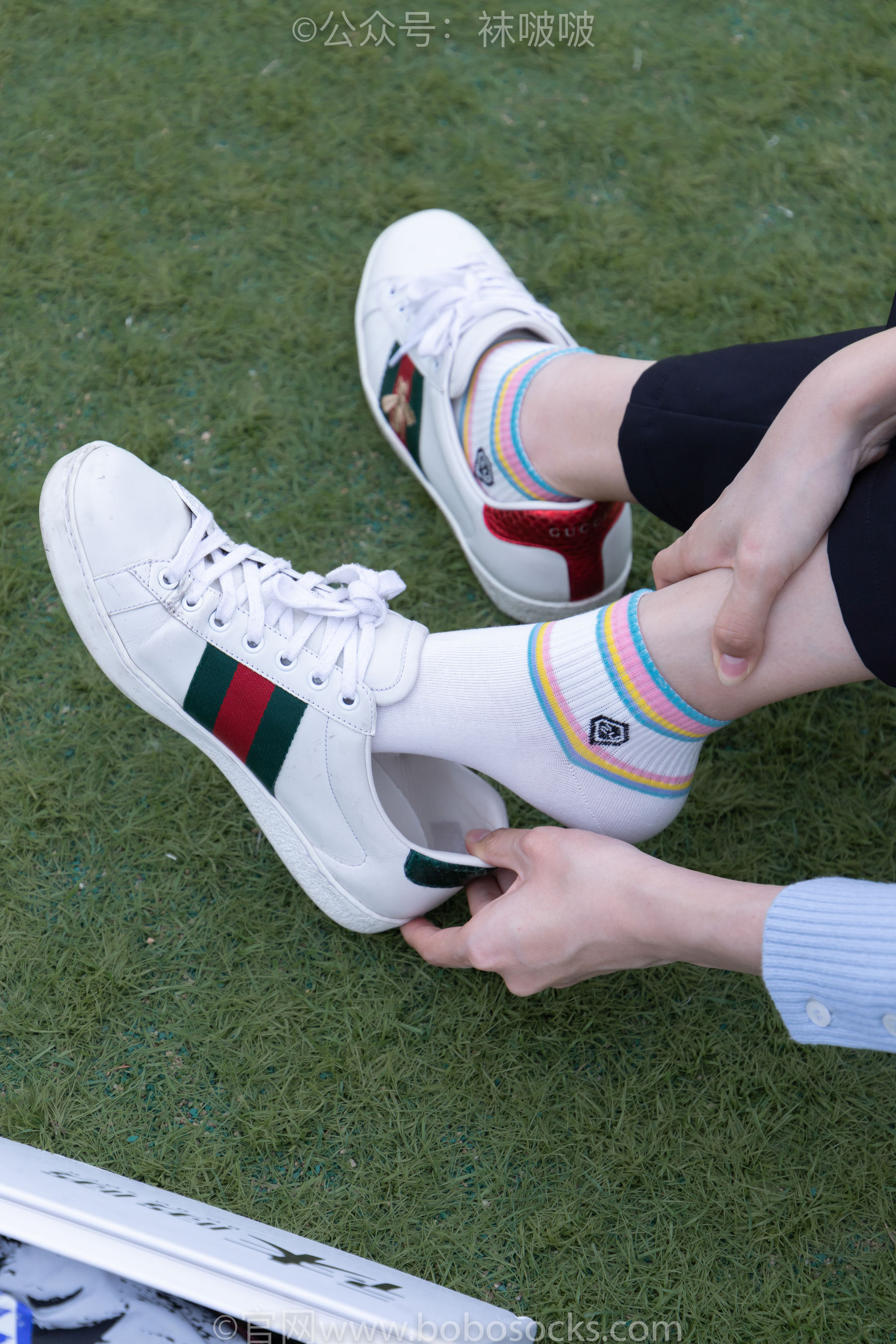 BoBoSocks袜啵啵 No.021 泡芙-板鞋、白棉袜、裸足