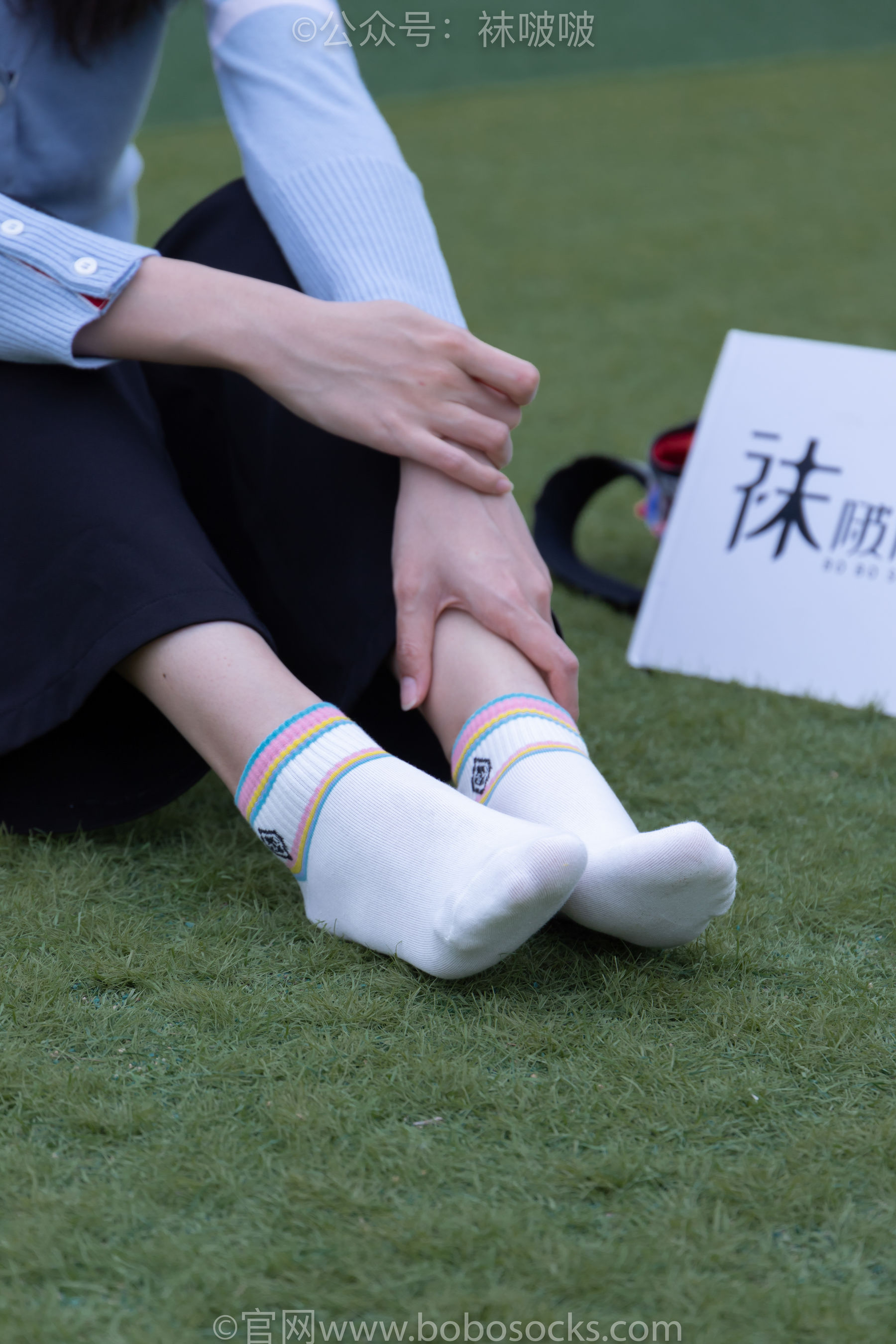 BoBoSocks袜啵啵 No.021 泡芙-板鞋、白棉袜、裸足