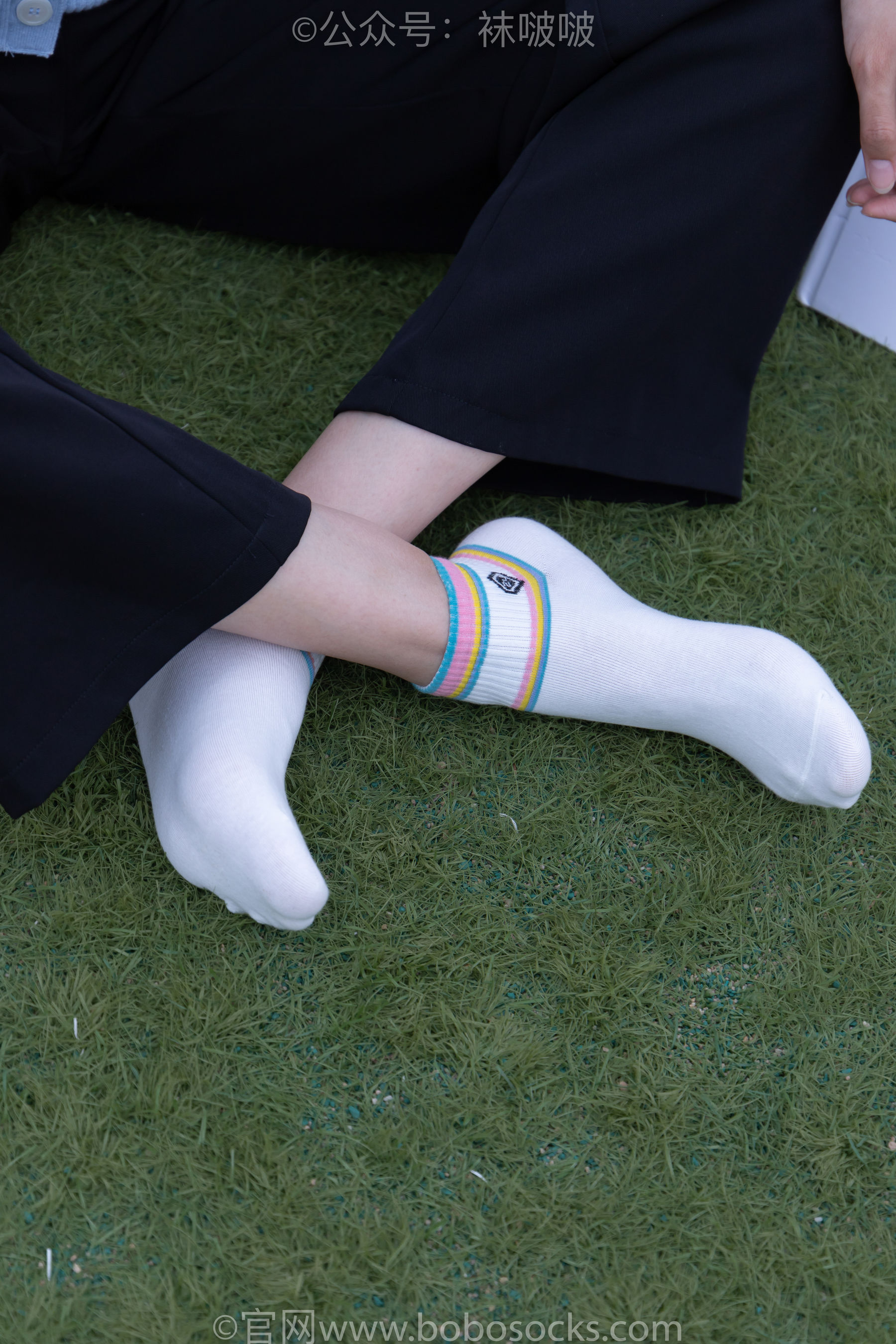 BoBoSocks袜啵啵 No.021 泡芙-板鞋、白棉袜、裸足