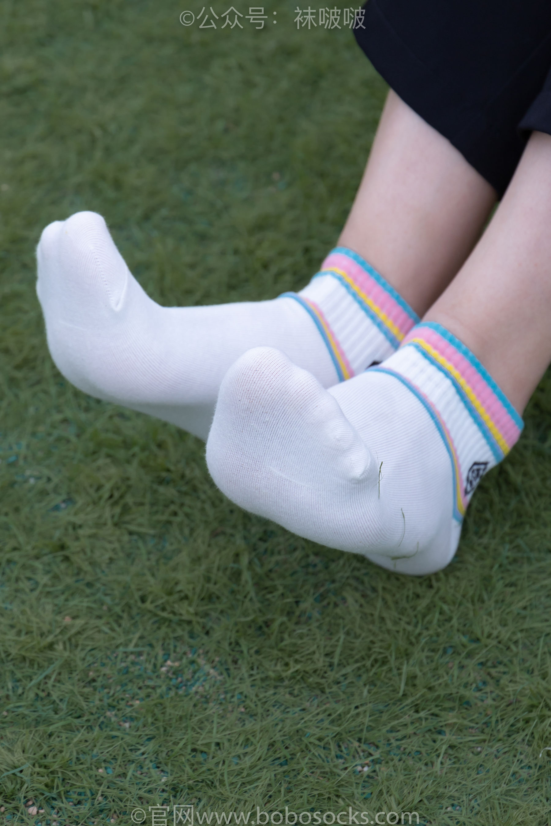 BoBoSocks袜啵啵 No.021 泡芙-板鞋、白棉袜、裸足