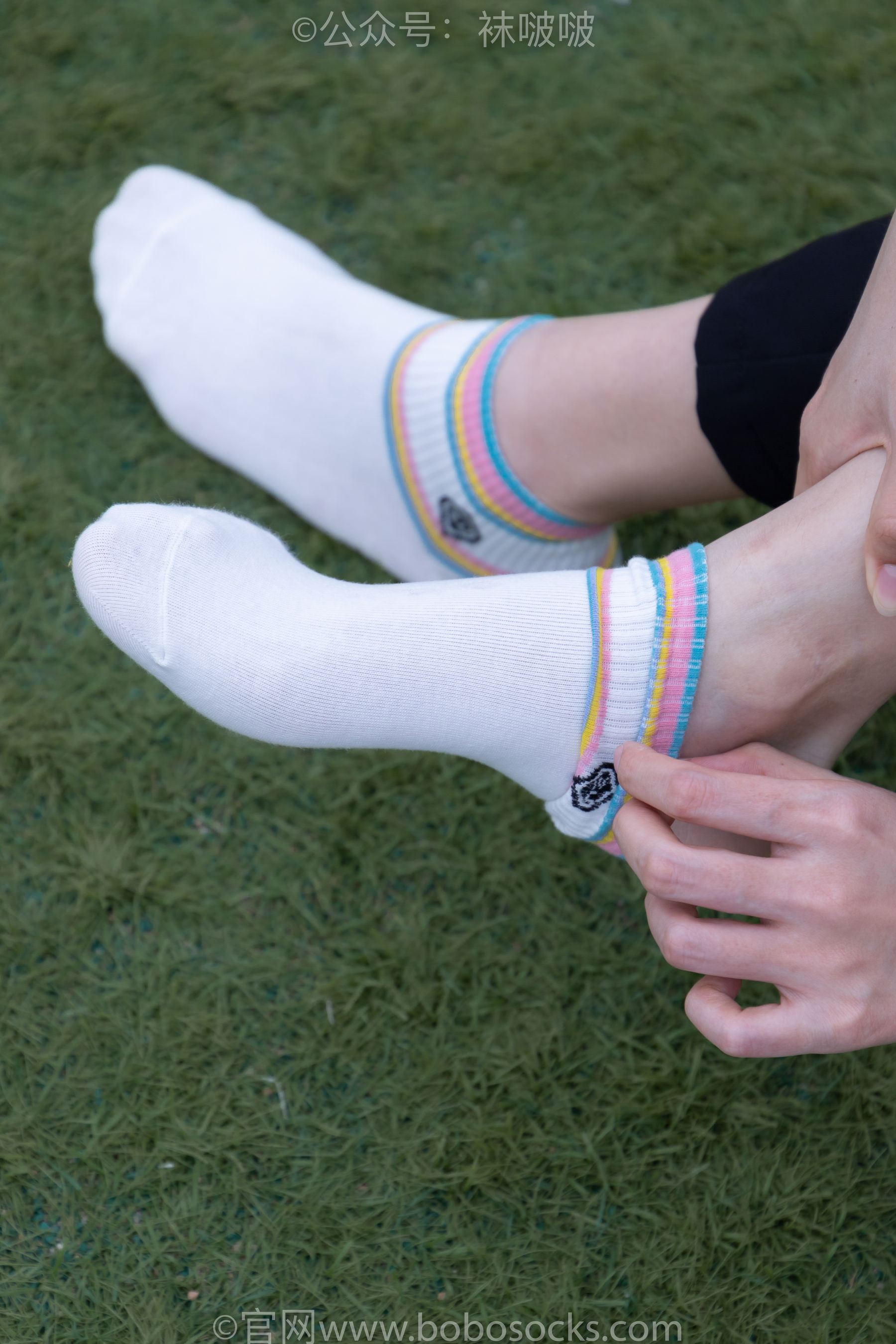 BoBoSocks袜啵啵 No.021 泡芙-板鞋、白棉袜、裸足