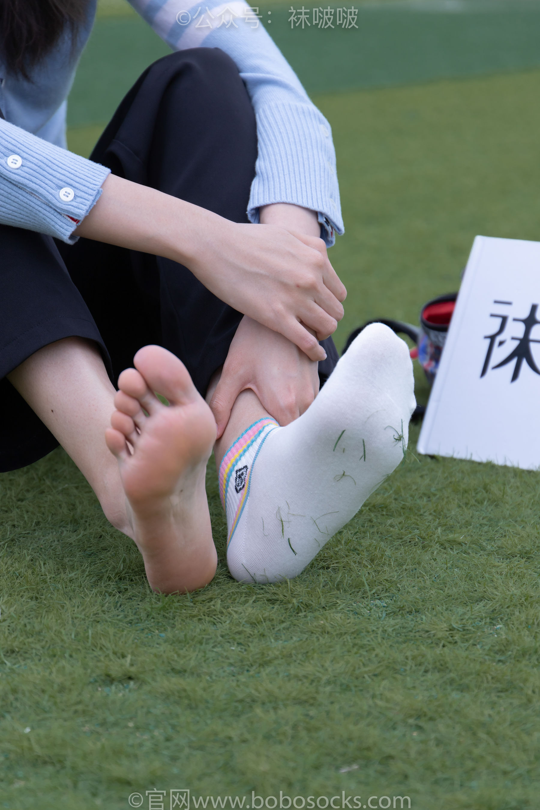 BoBoSocks袜啵啵 No.021 泡芙-板鞋、白棉袜、裸足