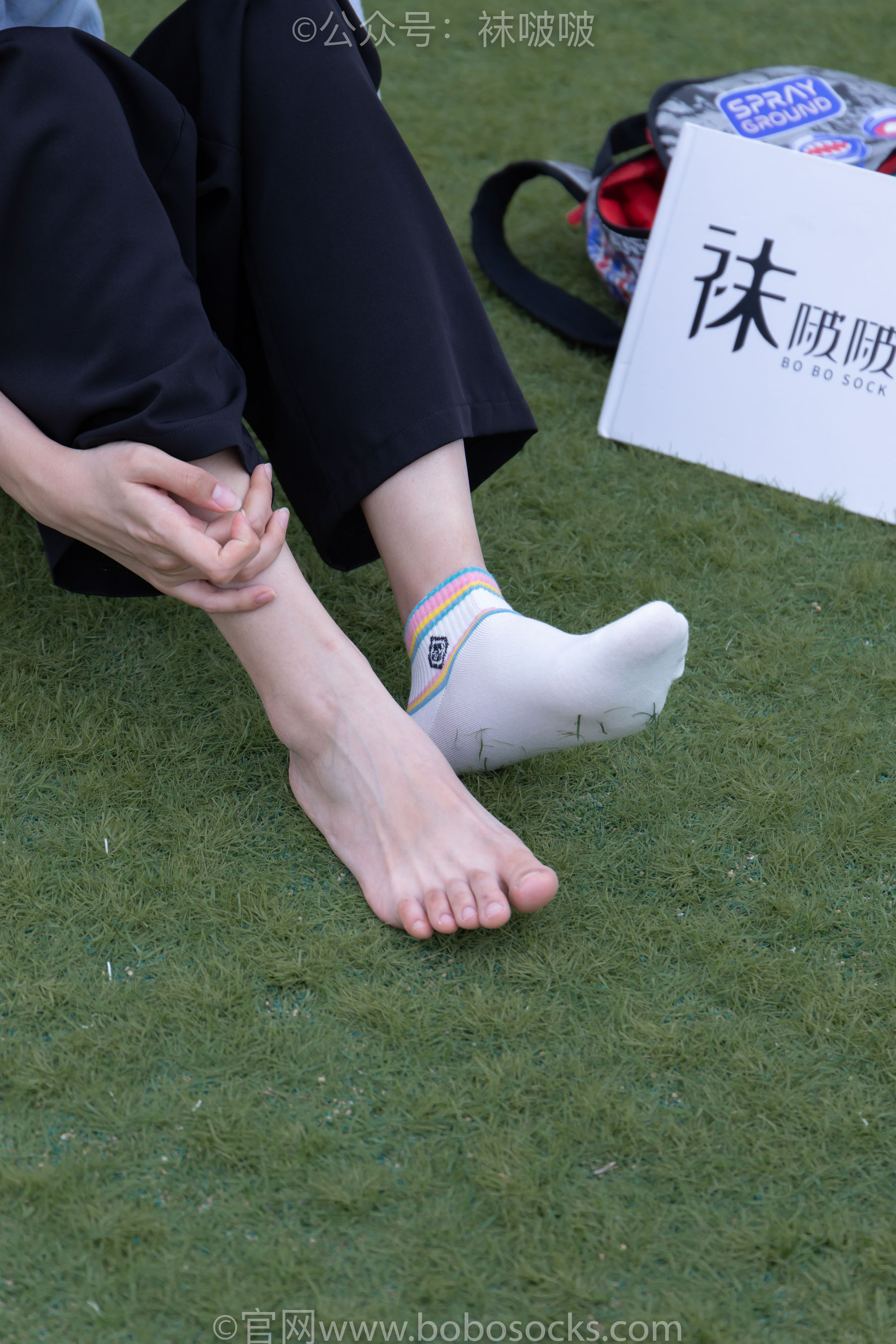 BoBoSocks袜啵啵 No.021 泡芙-板鞋、白棉袜、裸足