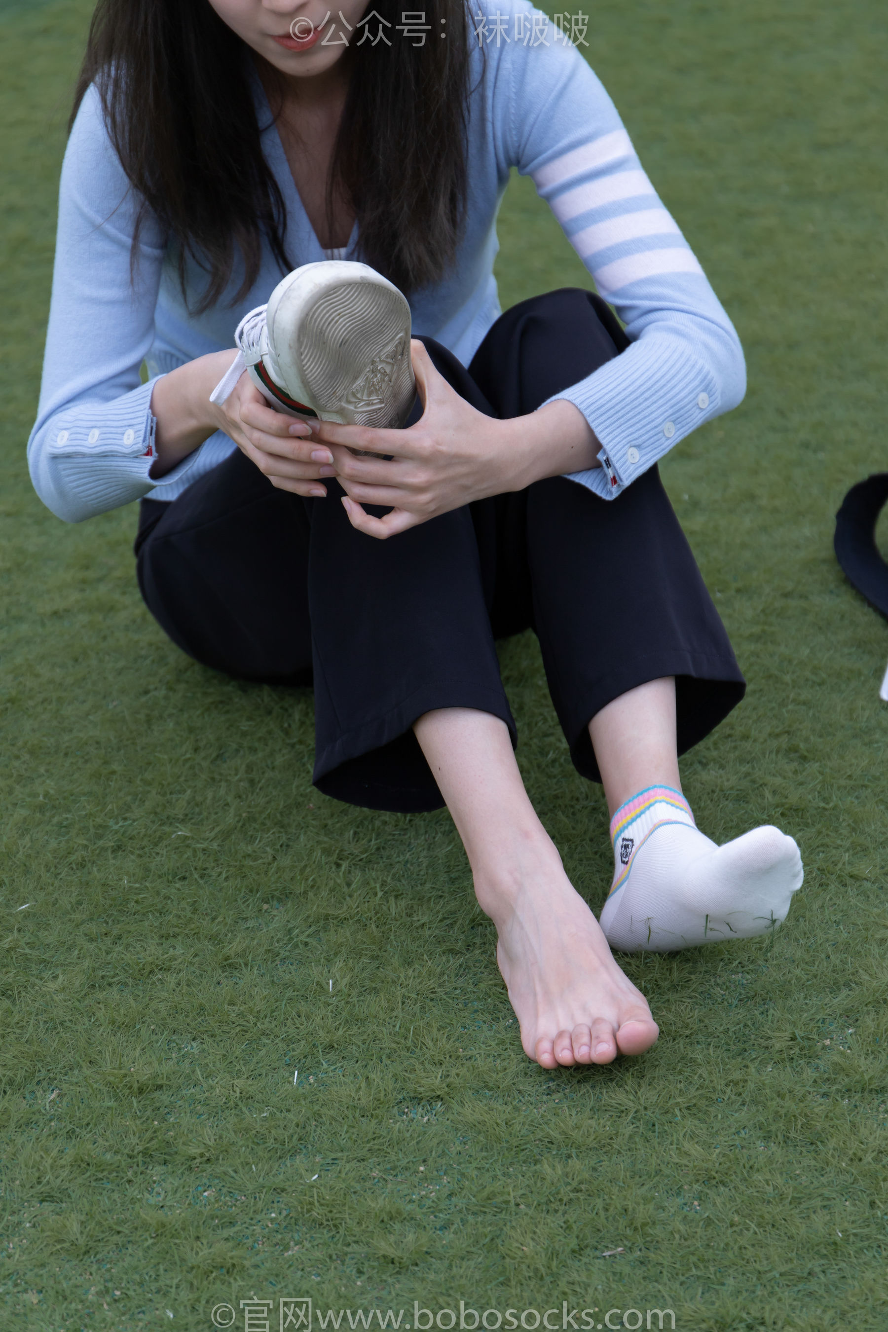 BoBoSocks袜啵啵 No.021 泡芙-板鞋、白棉袜、裸足