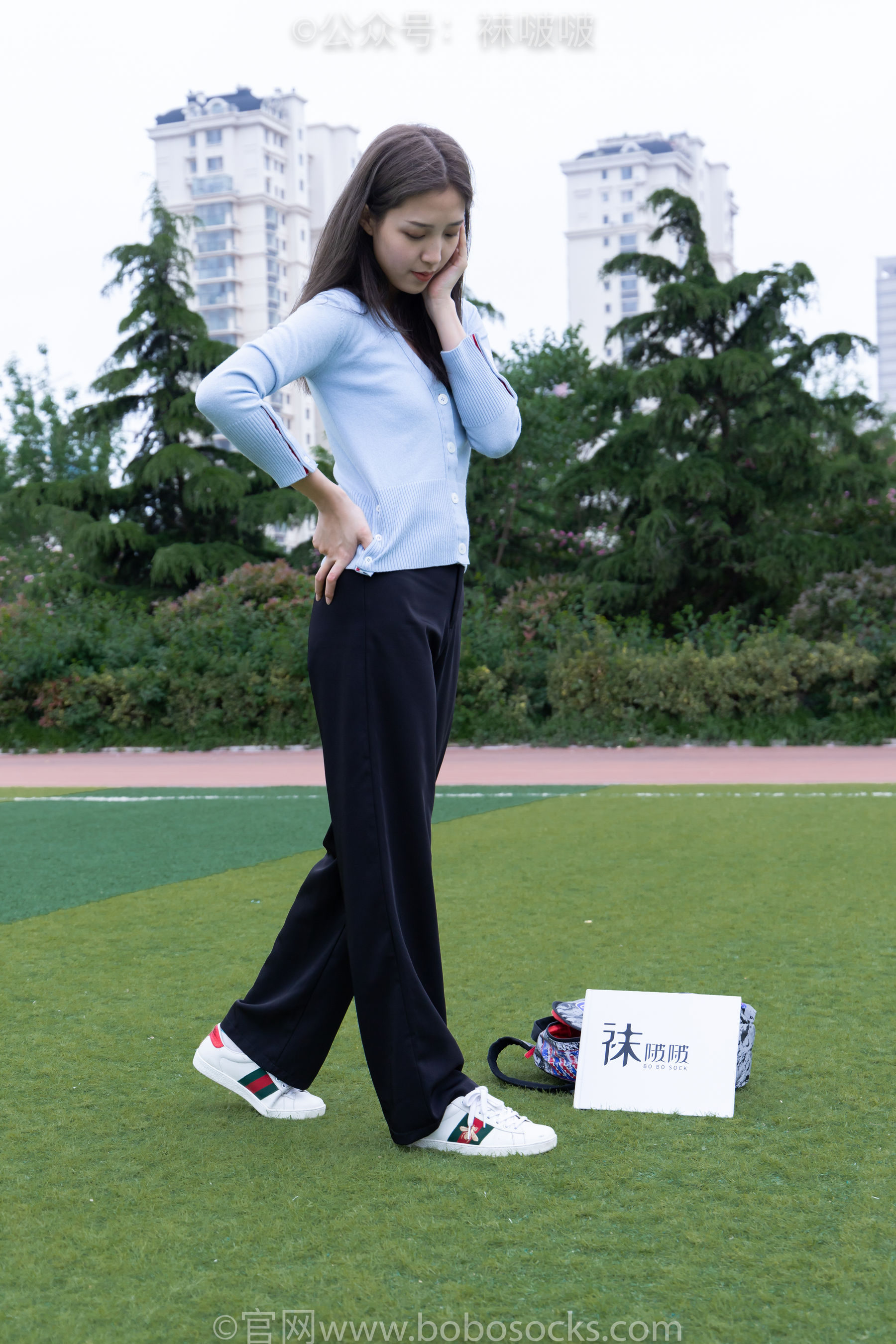 BoBoSocks袜啵啵 No.021 泡芙-板鞋、白棉袜、裸足