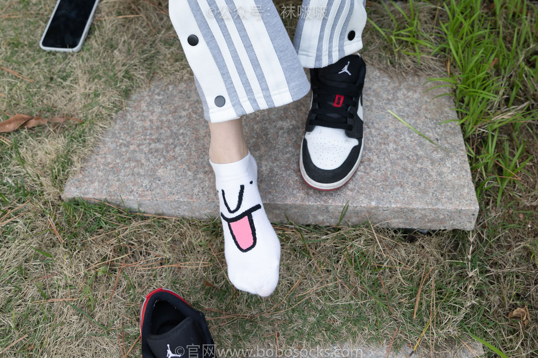 BoBoSocks袜啵啵 No.023 稚予-AJ、白色短棉袜、裸足