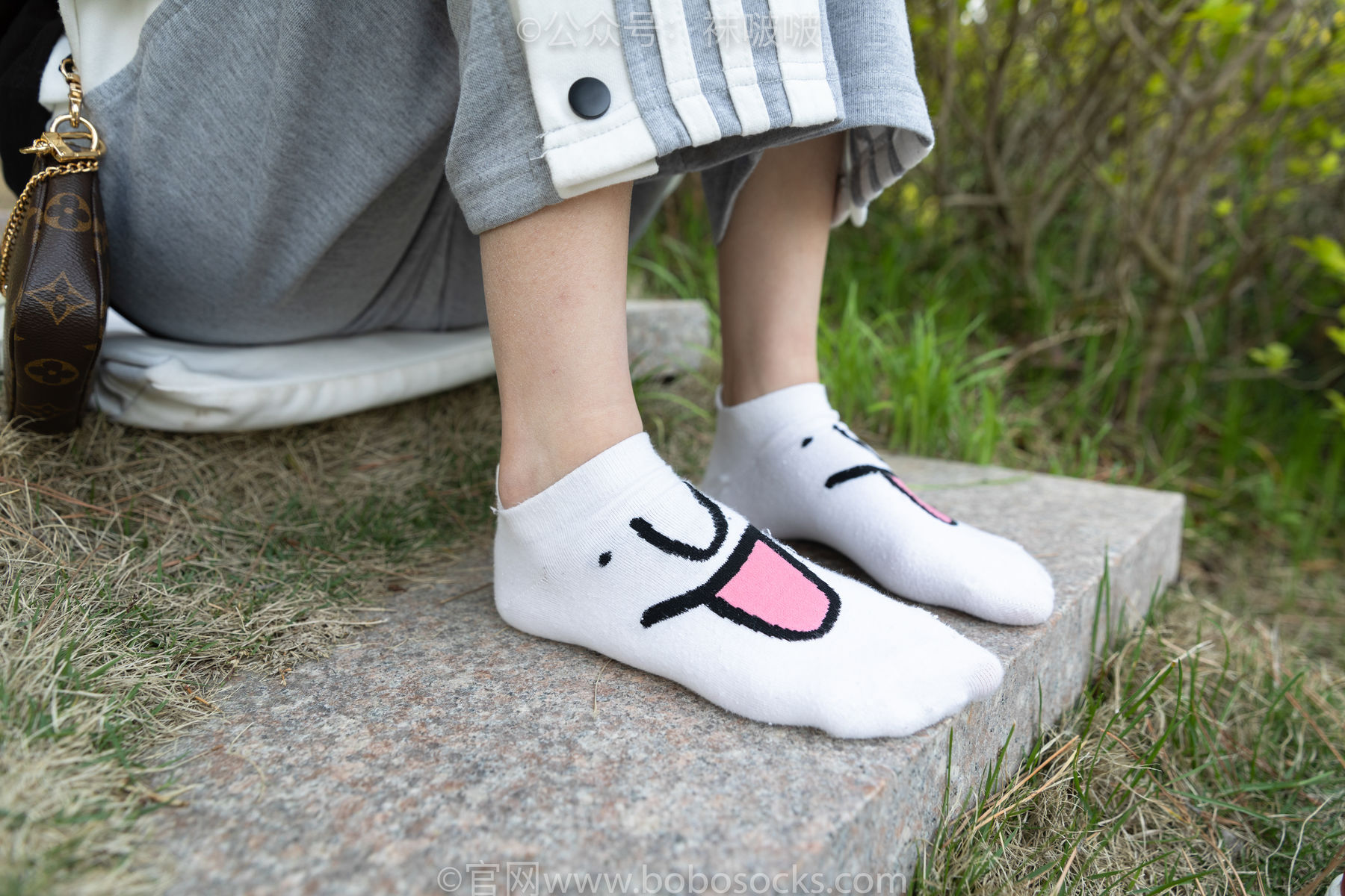BoBoSocks袜啵啵 No.023 稚予-AJ、白色短棉袜、裸足