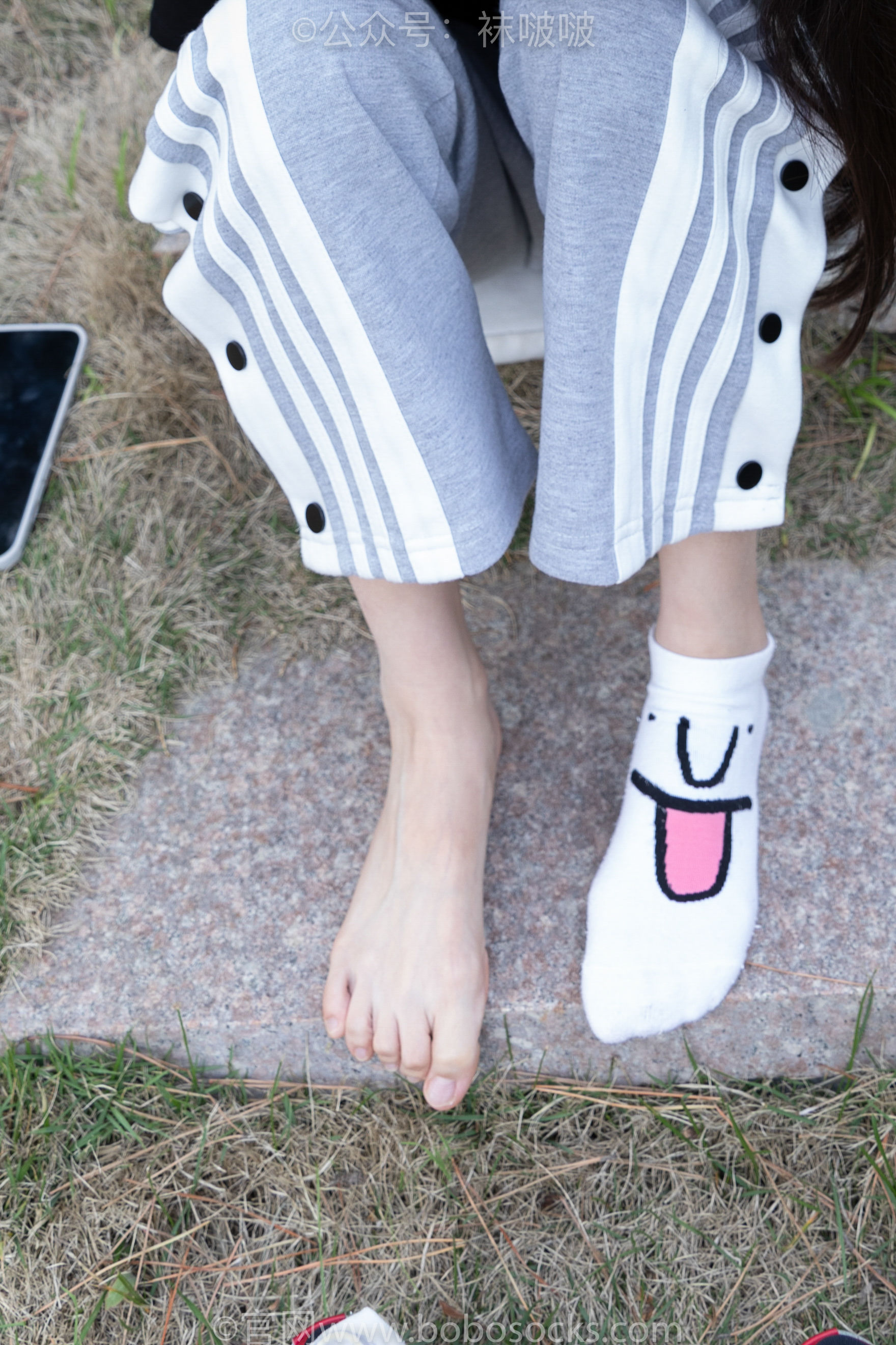 BoBoSocks袜啵啵 No.023 稚予-AJ、白色短棉袜、裸足