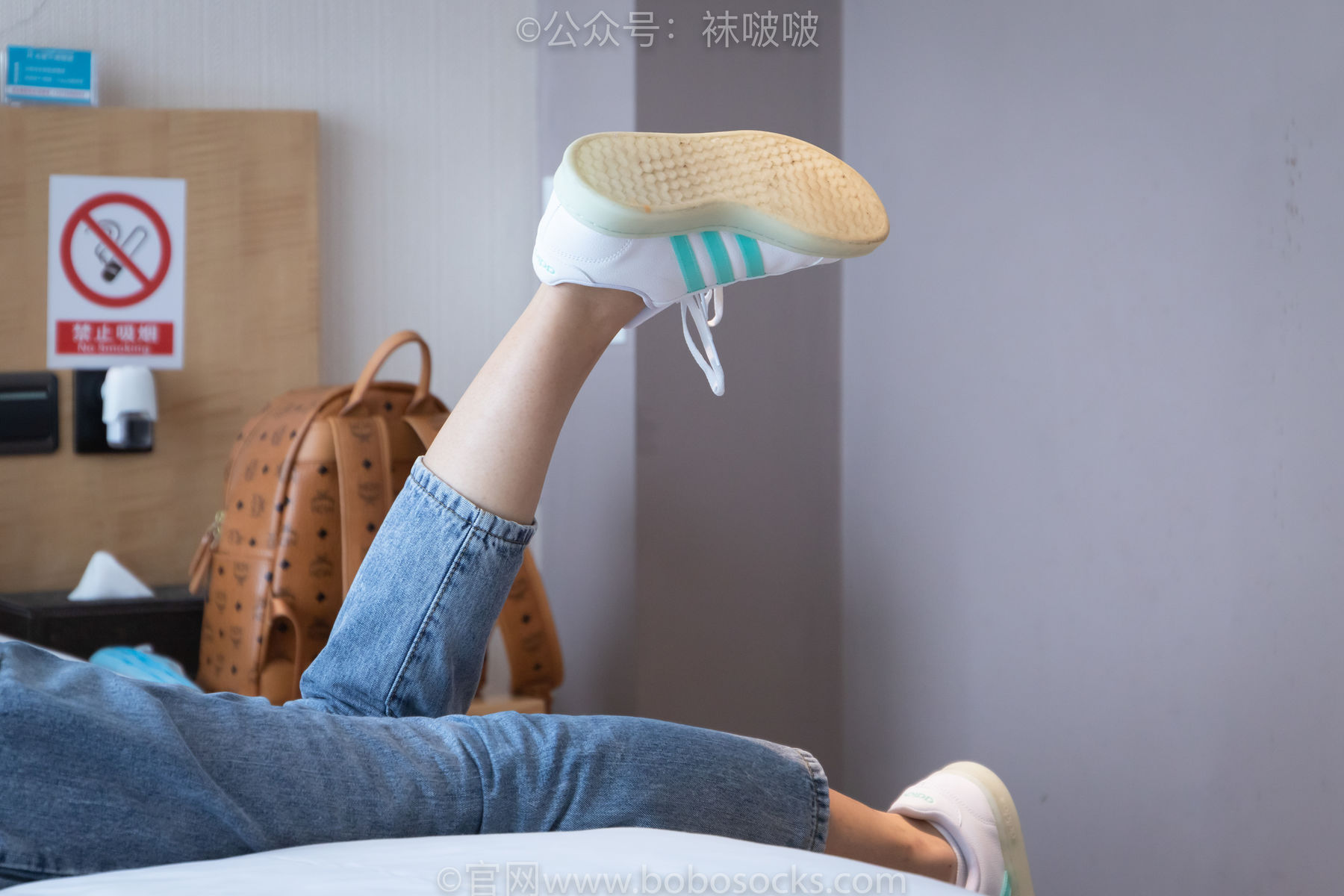 BoBoSocks袜啵啵 No.024 涵涵-板鞋、白棉袜、裸足