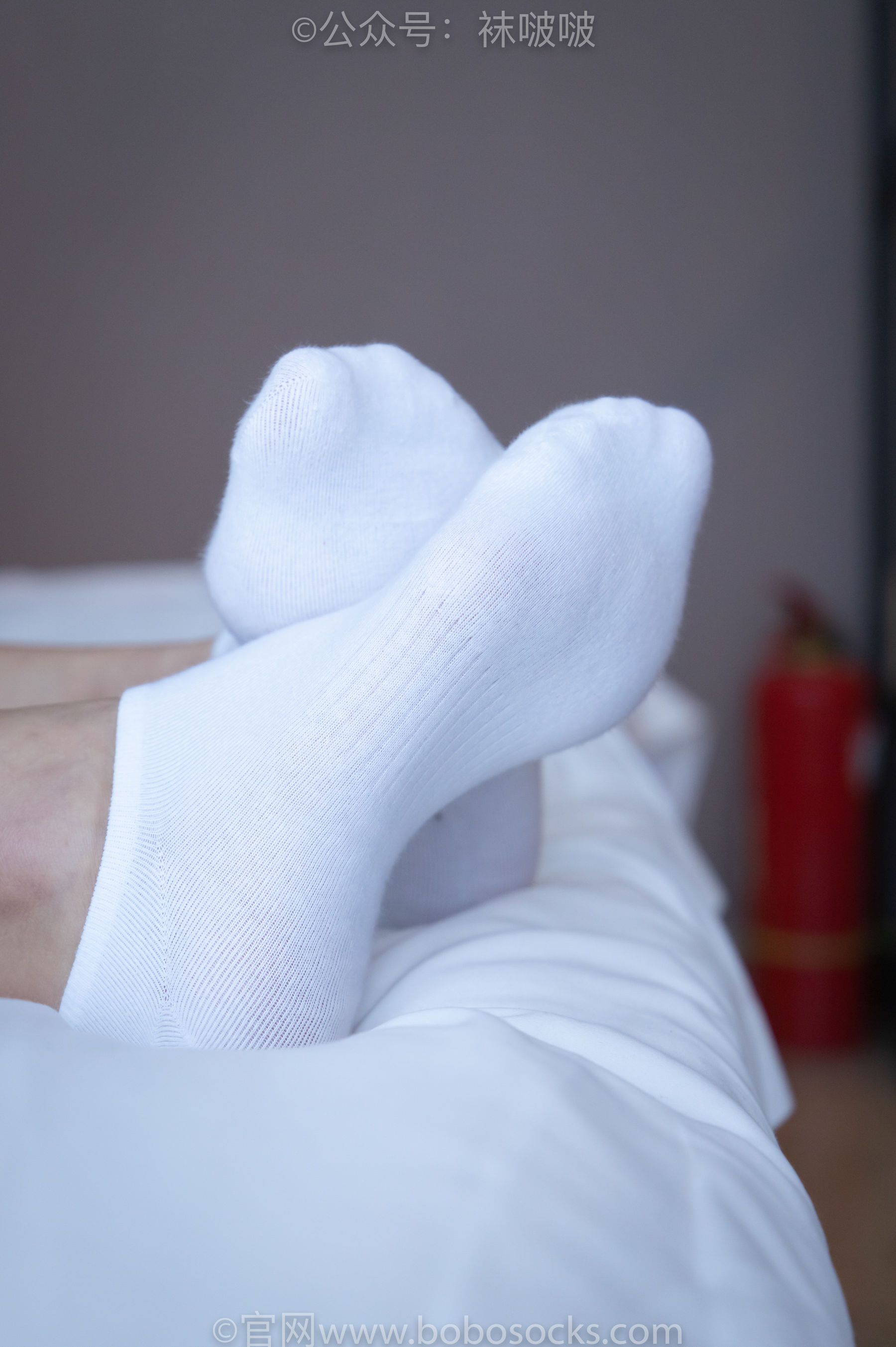 BoBoSocks袜啵啵 No.024 涵涵-板鞋、白棉袜、裸足