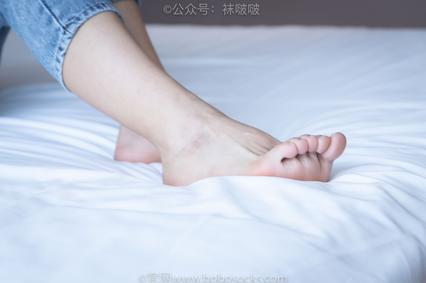 BoBoSocks袜啵啵 No.024 涵涵-板鞋、白棉袜、裸足
