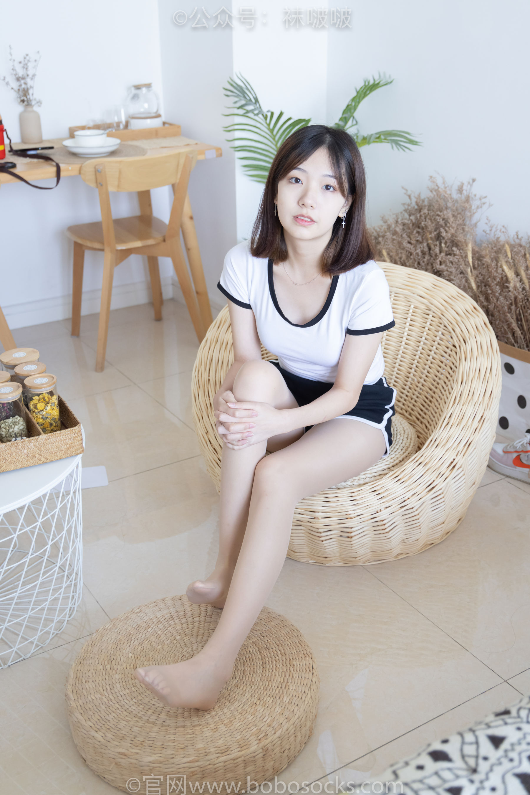 BoBoSocks袜啵啵 No.026 小甜豆-体操服、空军一号、白棉袜、肉丝