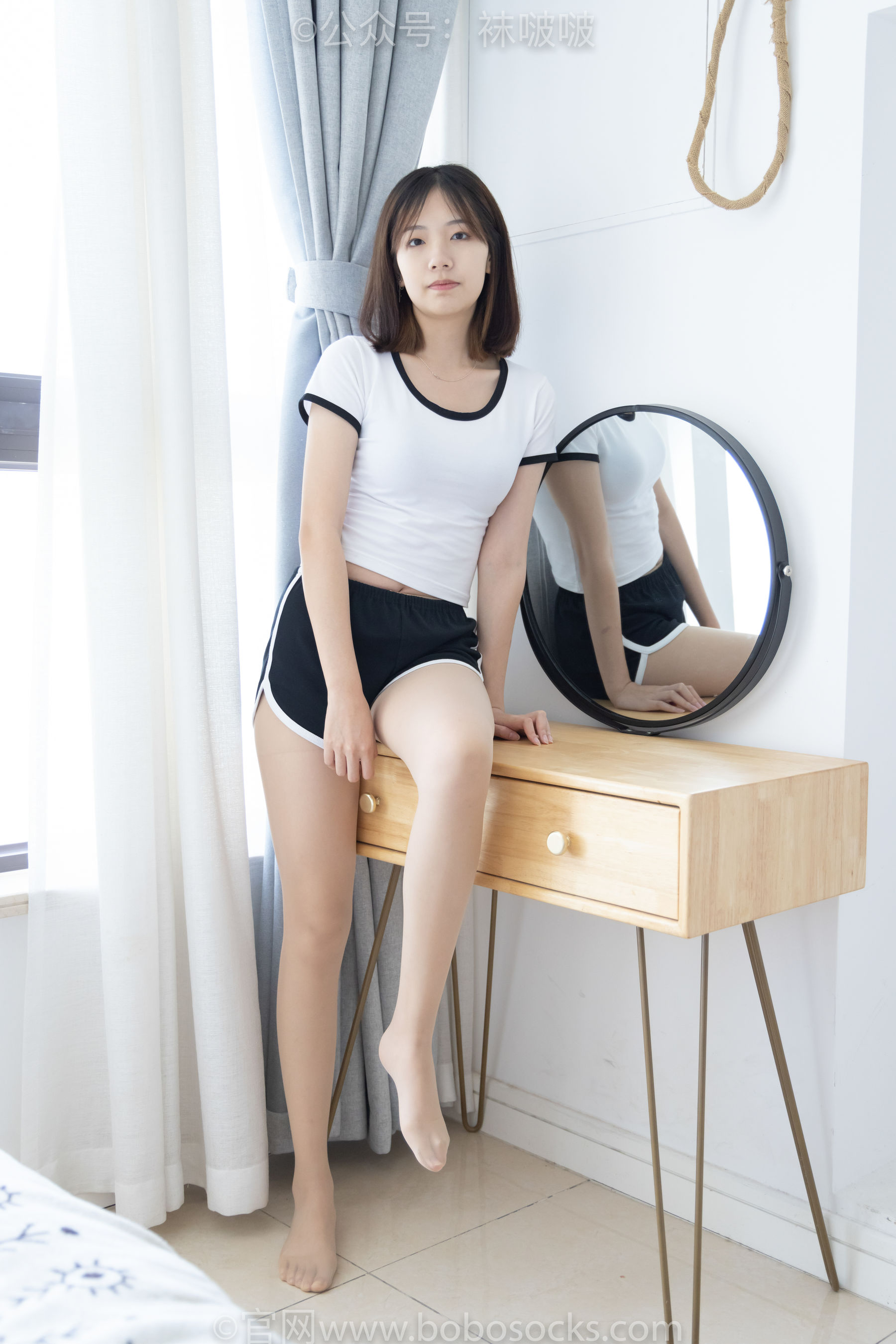BoBoSocks袜啵啵 No.026 小甜豆-体操服、空军一号、白棉袜、肉丝