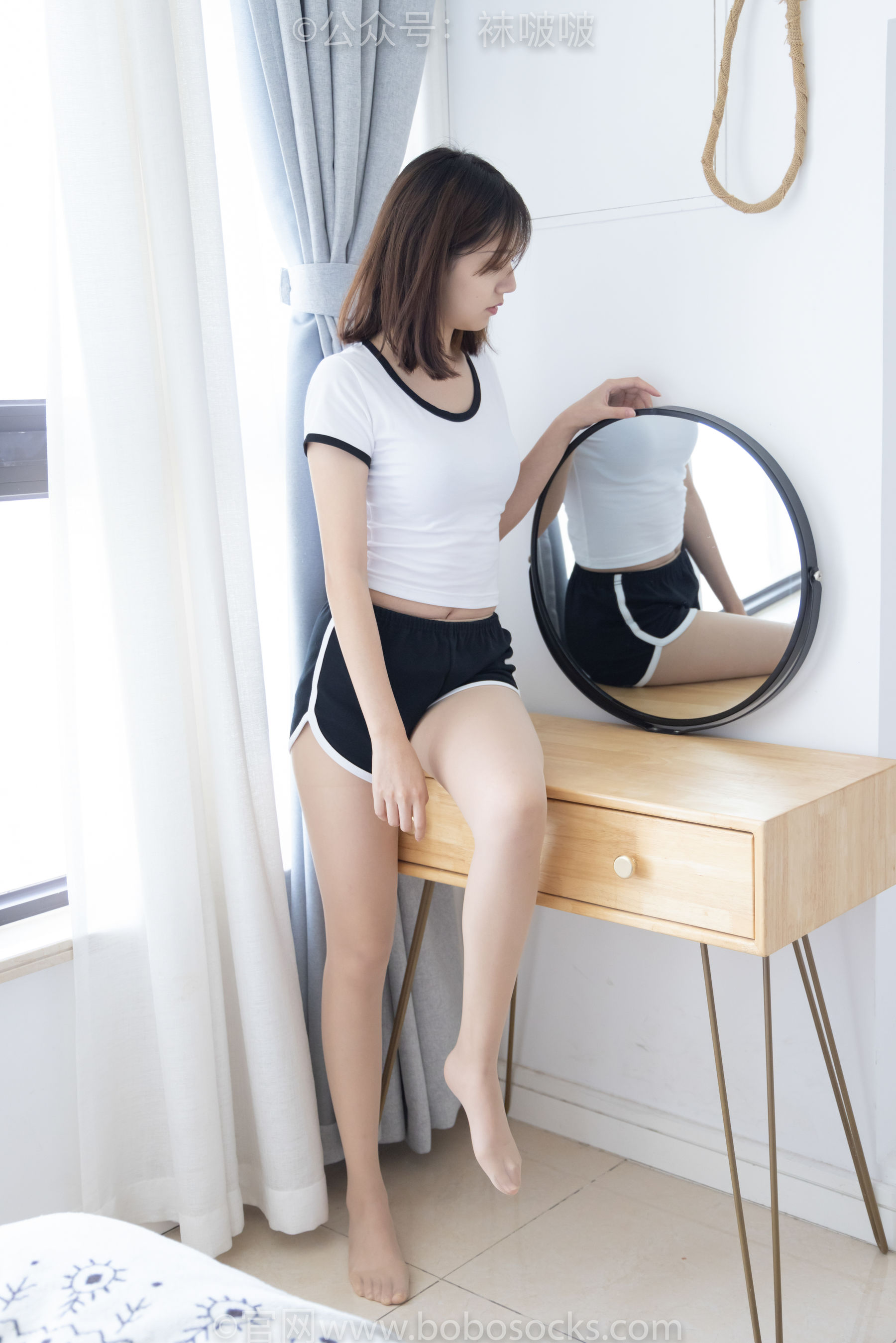 BoBoSocks袜啵啵 No.026 小甜豆-体操服、空军一号、白棉袜、肉丝